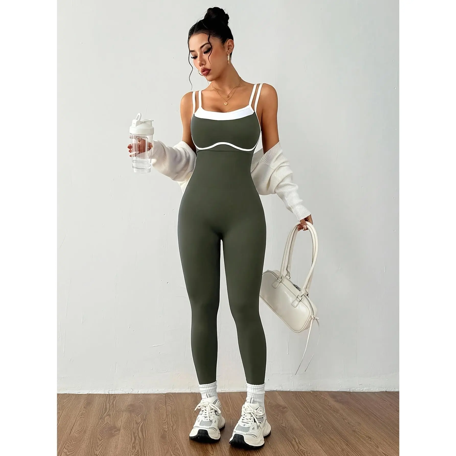 Fitted Quick-Dry Athletic Jumpsuit Women'S Fitness Outfit Athletic Style Yoga Wear Yoga Bodysuit