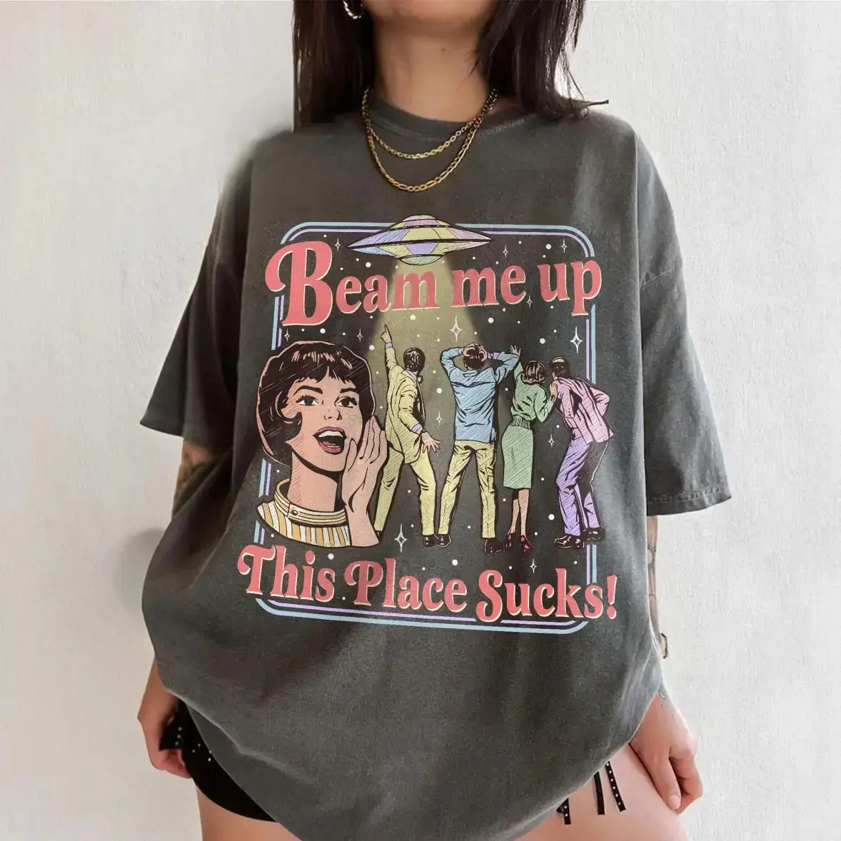 Unisex Retro Alien UFO Abduction Sarcastic Space Graphic Tee,Beam Me Up This Place Sucks Shirt, Trending Movie ST5 T Shirt, Space Humor Tee, Alien Ufo Abduction Retro Quote,Vintage Sci-Fi Aesthetic,Space Streetwear,
