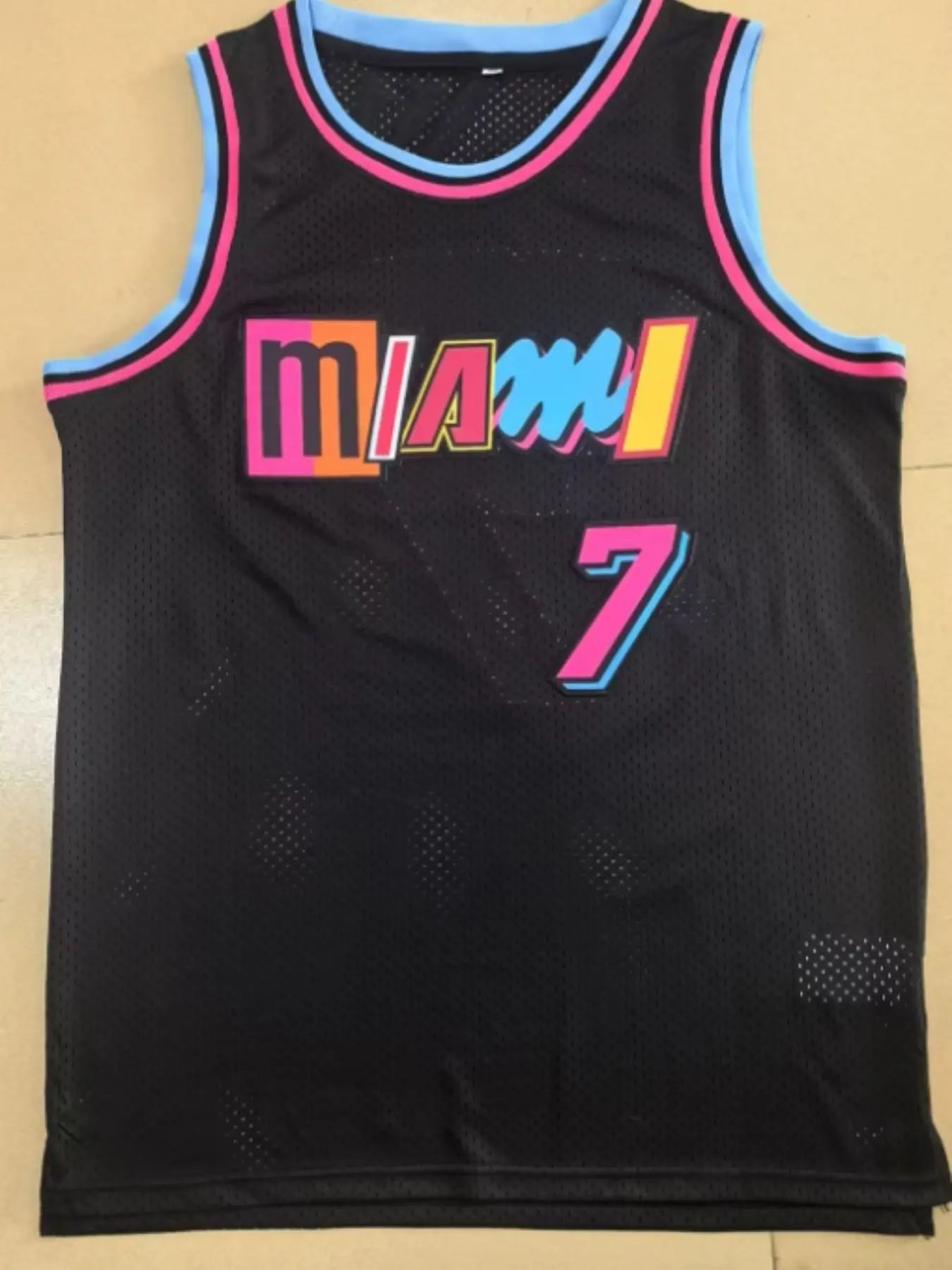 Fashion Basketball Jersey with Embroidered Numbers, Stylish Sports Wear, Perfect for Players, Durable and Comfortable Design
