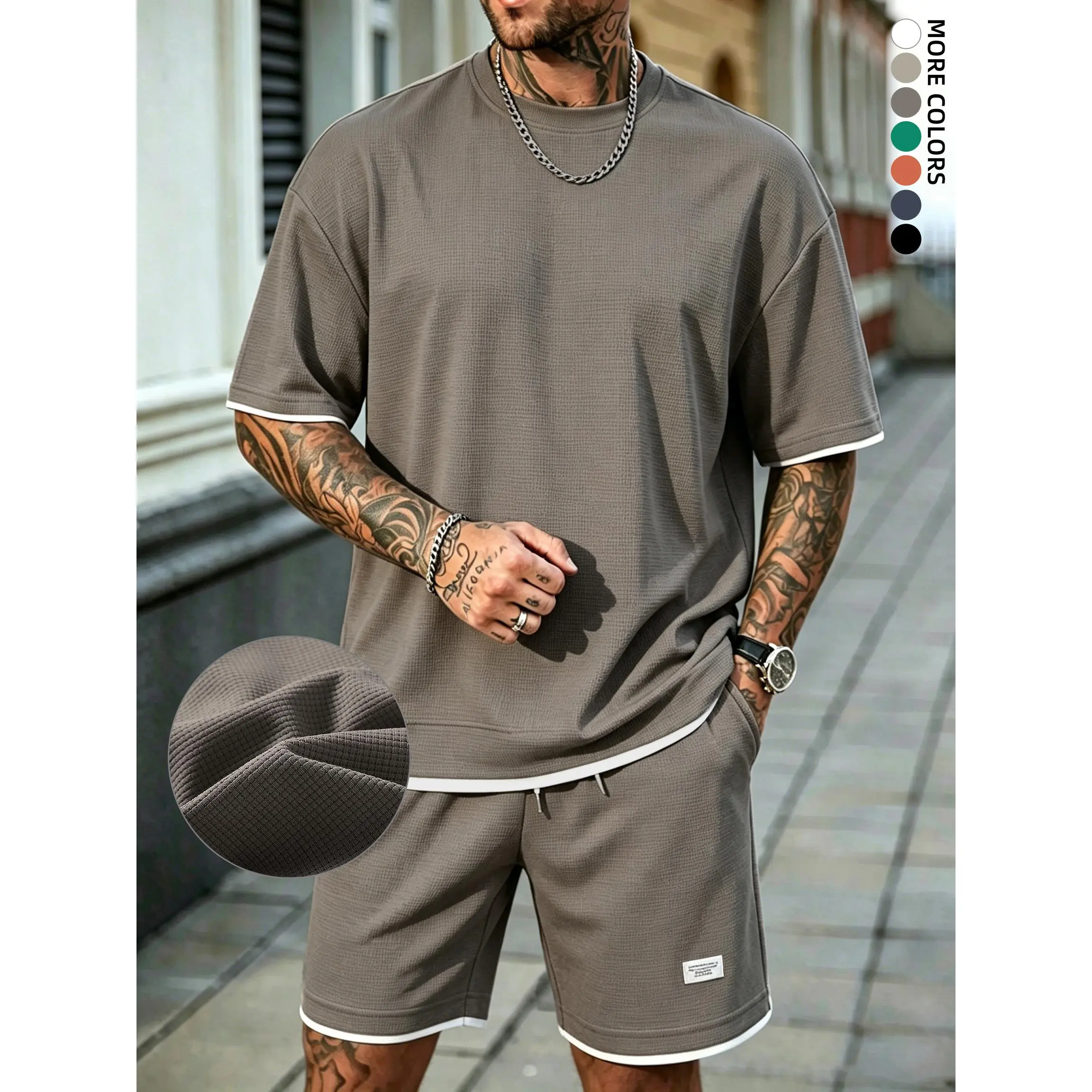 Lightweight air-touch textured short sleeve crew neck top paired with drawstring relaxed knee shorts, neat contrast hem detail all-match co-ord, effortless matching casual staple for creating refreshing everyday fits and trendy minimalist mensfashion