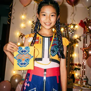 K-Pop Girls Costume Set 3pcs Halloween Role Play Character-Based Crop Top All Seasons Fitted Kint Fabric Moderate Thickness Golden Costume for Kids Comfortable Fabric Superstar Outfit