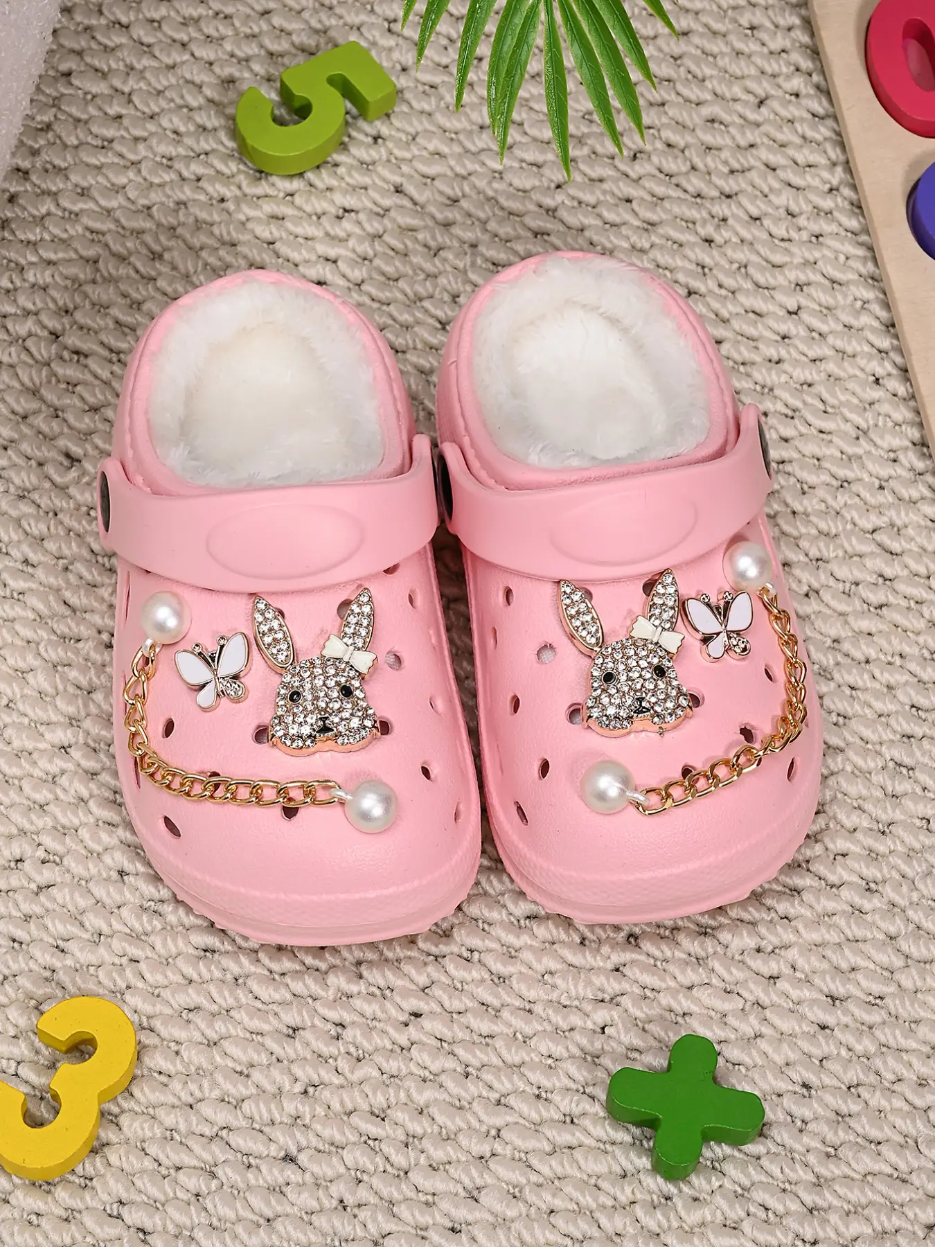 Water Drill Rabbit Butterfly Pearl Chain Fuzzy Warm Shoes, Girl Winter Anti-Slip Plush Toe Slippers, Casual Eva Material, Butterfly Pattern Slippers, Fuzzy House Slippers