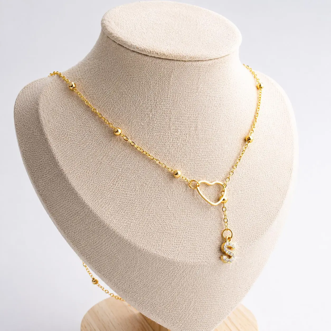 Elegant 14K Gold Plated Initial Heart Pendant Necklace, Shiny Cubic Zirconia Letter A-Z Pendant Adjustable Long Chain Personalized Dainty Layered Y Chain Festivals, Birthdays, and Special Occasions Party Jewelry