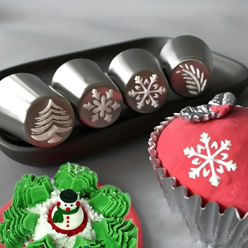 4Pcs Christmas Russian Piping Tips, Stainless Steel Icing Nozzles with Christmas Tree, Snowflake, Leaf Pattern, Pastry Decorating Tips for Cupcake, Cake, Cookie Frosting Baking