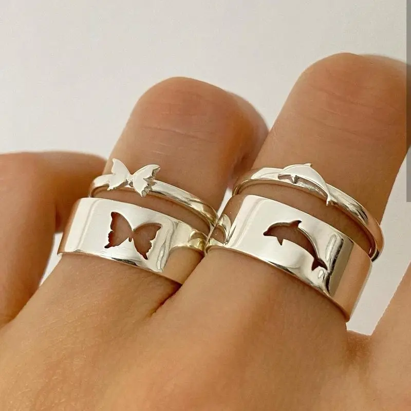 Ring Set with Butterfly/Dolphin Animal Motifs, Adjustable Silver and Gold Tone Fashion Jewelry for Couples, Unisex Friendship Gift for Daily Wear, Elegant Look