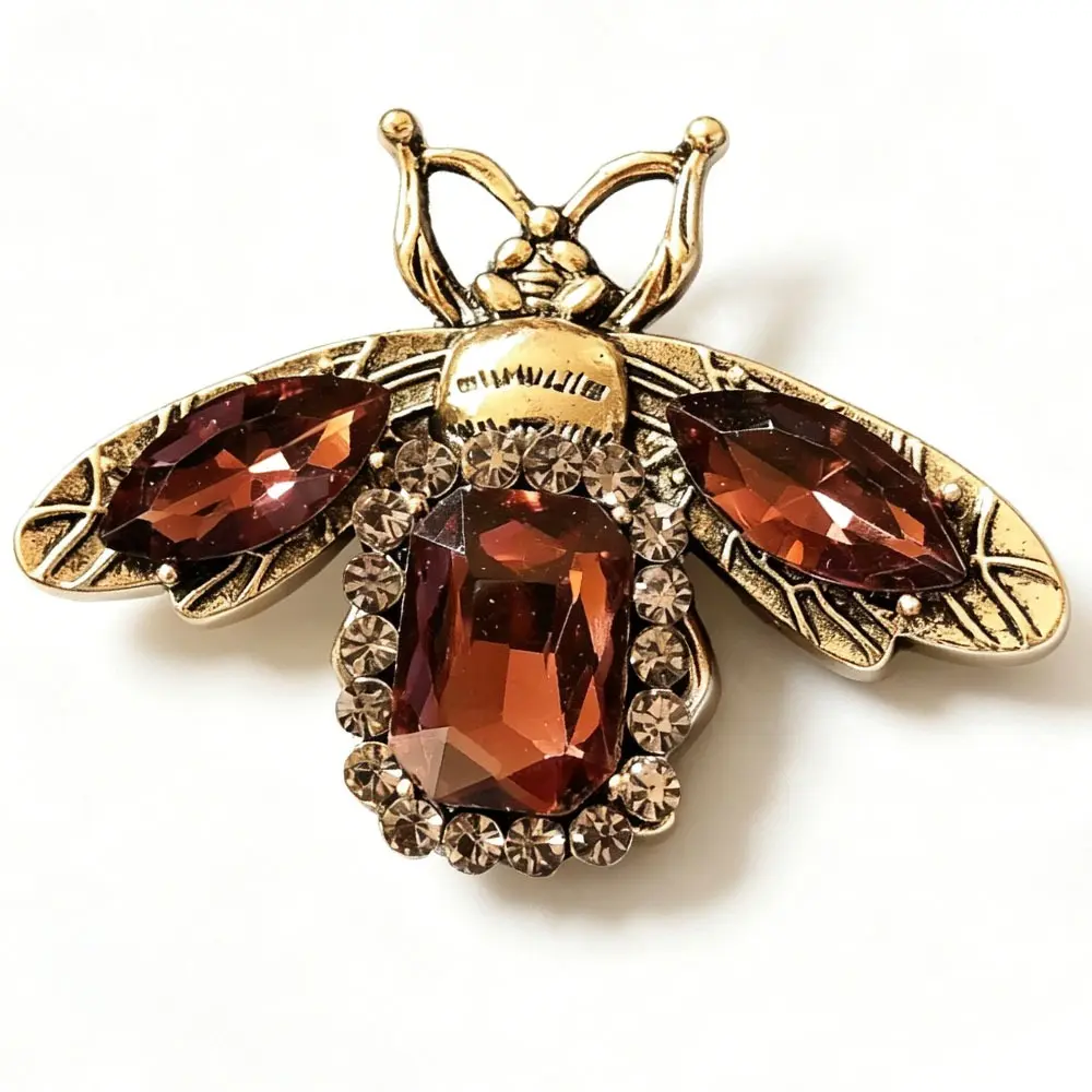 Fashion Women Luxury Vintage Bee Emerald Insect Brooches Pins Lady Elegant Rhinestone Retro Accessories Brooch Pin