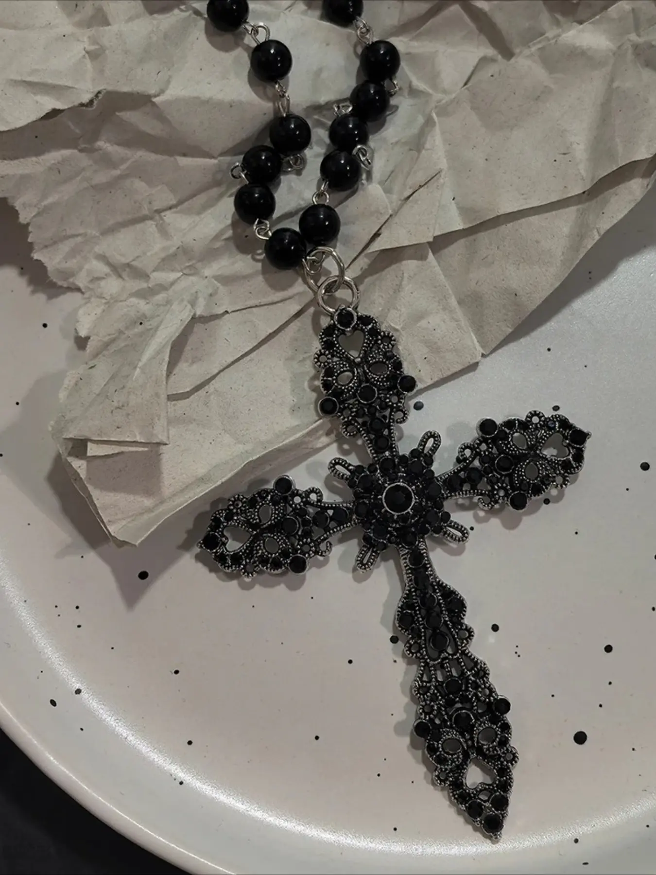 1 Piece Y2K Dark Aesthetic Rosary Cross Chain Design Necklace, Antique Silver Filigree Cross Choker, Ideal for Grunge & Alternative Style Outfits