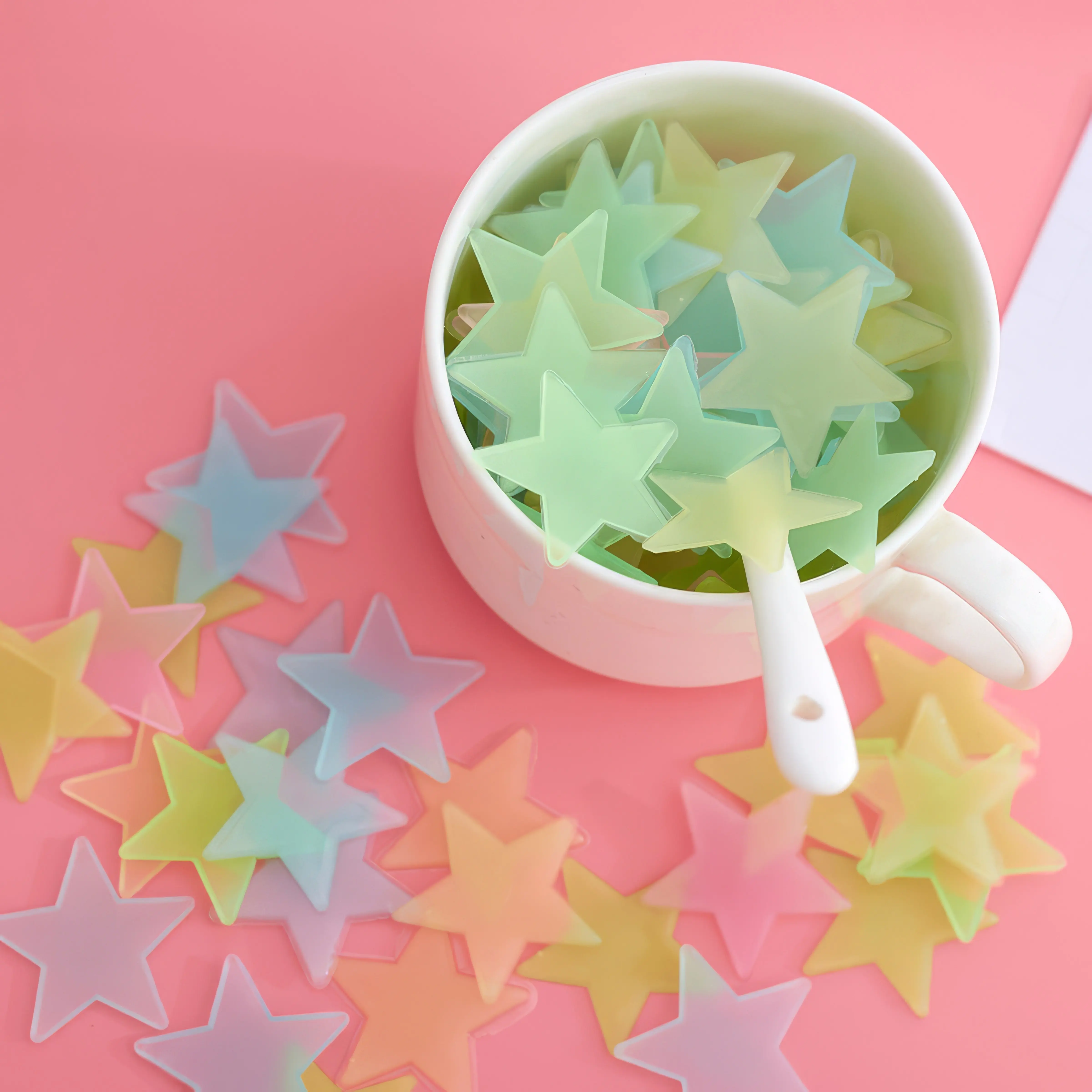 200-Piece Star-Shaped Decorative Glow-in-the-Dark Stickers - Lightweight Luminous Room Decor for Bedroom Walls, Ceilings, Thanksgiving, Easter
