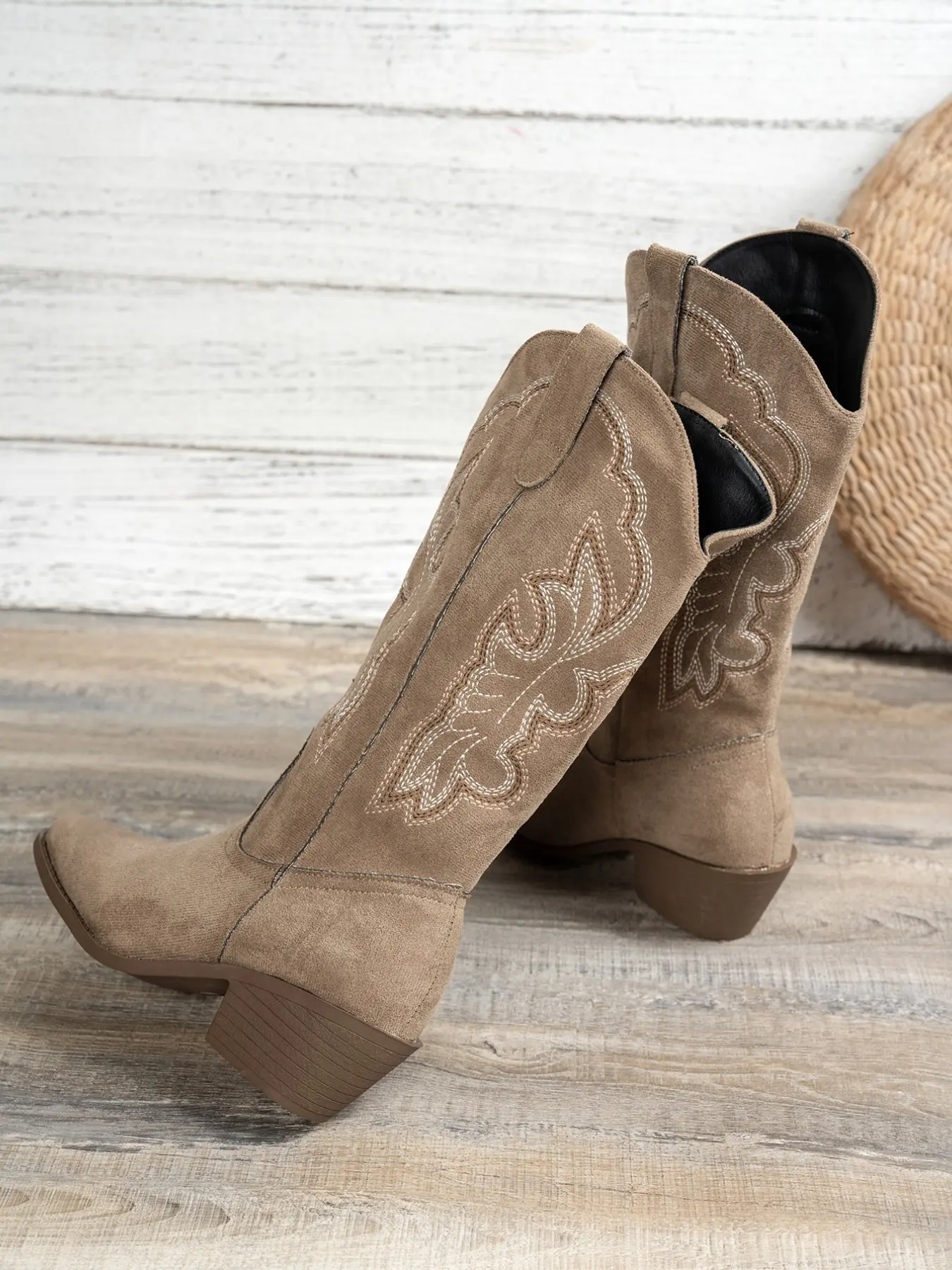 Vintage Western Cowboy Boots for Women, Deer Skin Embroidered Mid-Calf Boots, Pointed Toe Thick Heel American Style Knight Boots, Thick Heeled Boots