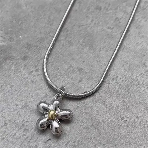 Sterling Silver Necklace for Women, Ornamental Korean Style Pendant with Floral or Star Dangling Charm, Vintage Snake Chain Gift, Dangling Charm Necklaces, Decorative Charm Necklaces