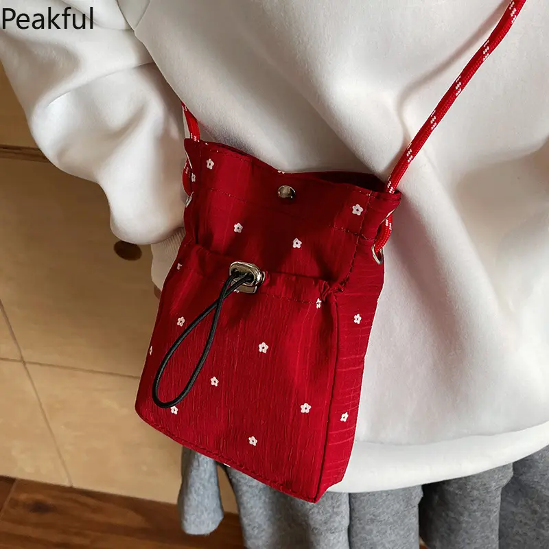 Vintage Tiny Floral Lightweight Sling Purse, Front auxiliary pocket for small cards, secure double closure prevents falling items,perfect for café hangouts, park picnics and daily neighborhood errand runs