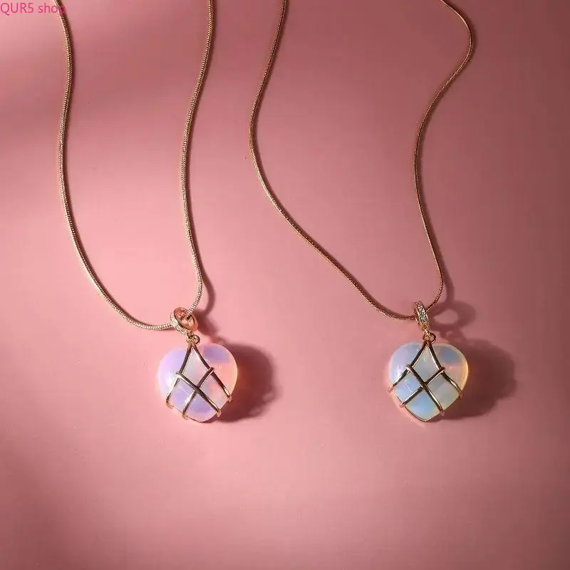 Sparkling Opal Diamond Castle Pendant Necklace For Teen Girls, Princess Style Dainty Jewelry Perfect As Anniversary Gift For Best Friends And Family Members