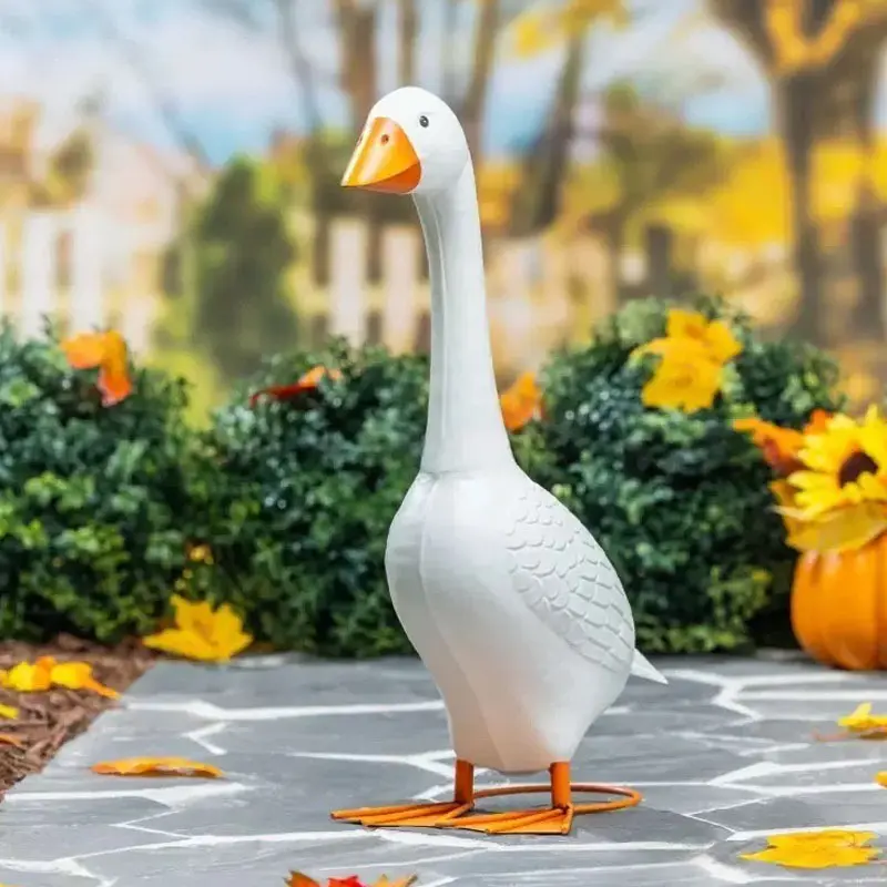 Giddy the Porch Goose Resin Statue, White Cute Farmhouse Animal Figurine, Outdoor Front Porch Garden Lawn Decor, Home Supplies for Yd Patio Desktop