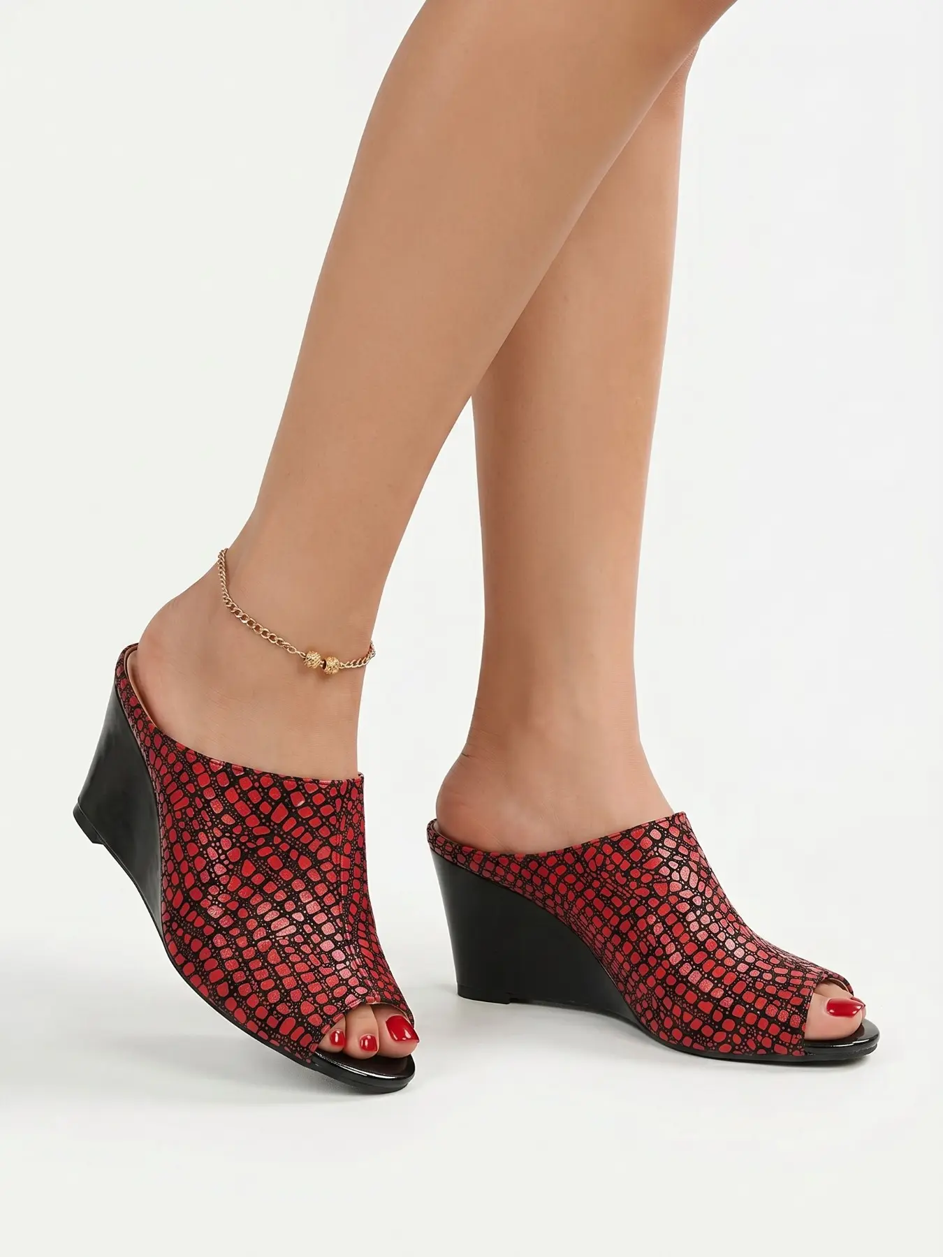 Women's Crocodile Pattern Slip-On Wedge Sandals, Summer PU Leather Low Heel Shoes, Lightweight & Comfortable for Business & Leisure