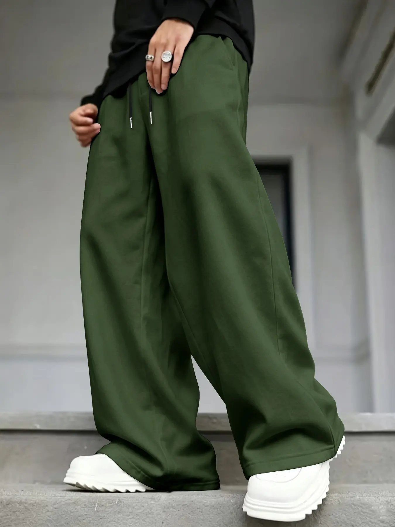 Men's Wide Leg Sweatpants, Loose Fit Drawstring Long Pants, High Street Versatile Sports Pants, Athleisure Design, Casual Straight Leg Joggers
