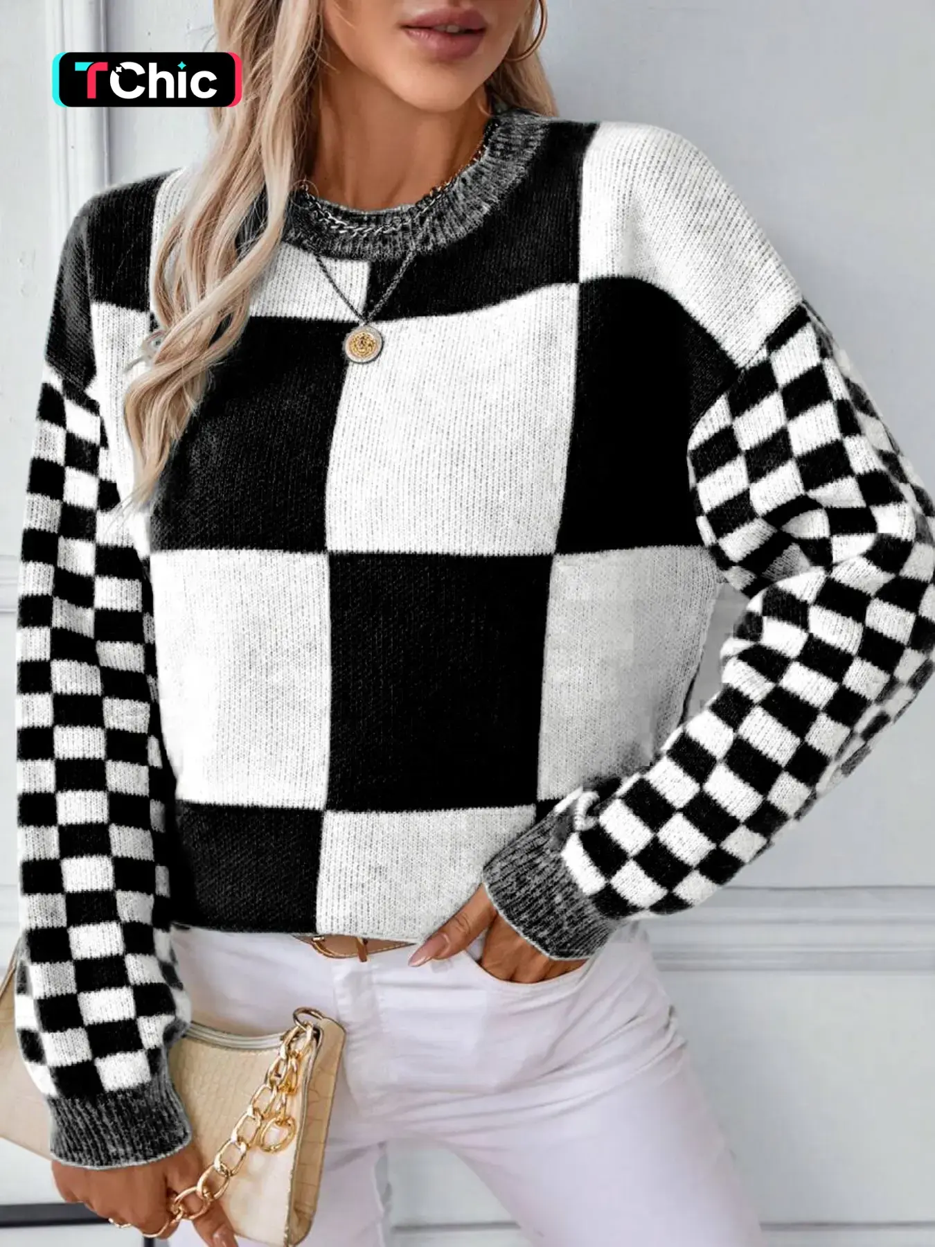 Geometric Checkered Colorblock Pullover, Round Neck Long Sleeve Knit Sweater, Casual Fitted Top for Spring & Fall, Unlined Design, Knitwear