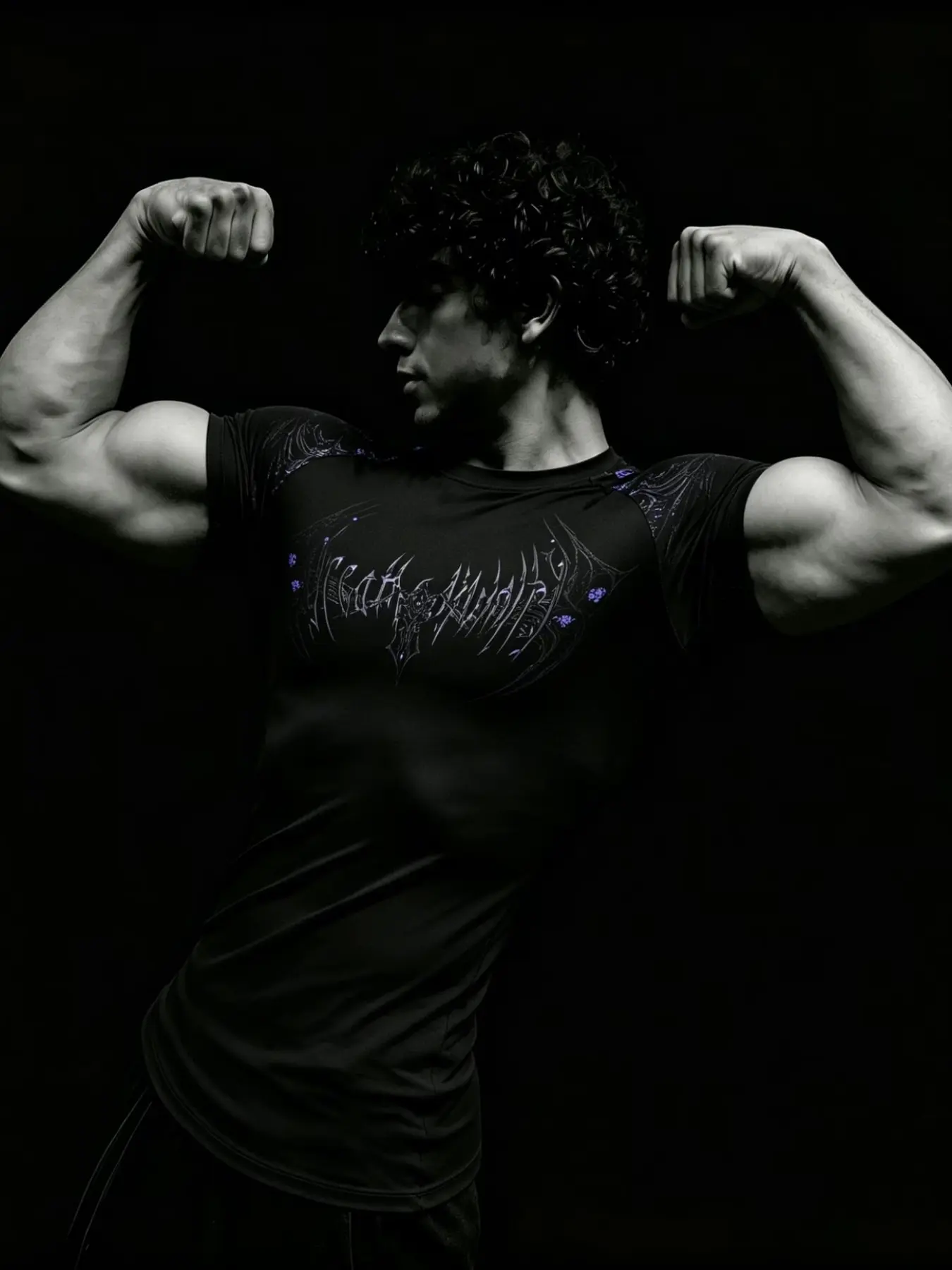 Men's Gothic Fitness Workout Shirt, Dry Fit Compression Sportswear, Thorn Diamond Print, High Elasticity Quick-Dry, Compressive Fabric, Slim Fit, Ideal for Gym Training