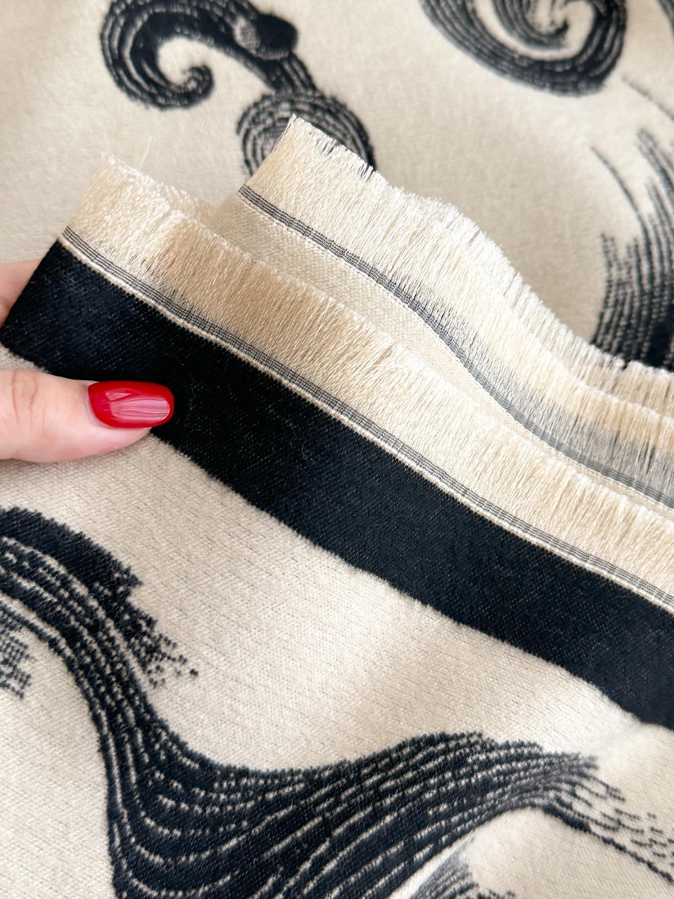 Women's Floral Pattern Raw Trim Shawl, Girlfriend Gifts, Imitation Cashmere Long Scarf, Casual Soft Warm Thick Double Sided Scarf for Fall & Winter, Fashion Accessories for Daily Wear