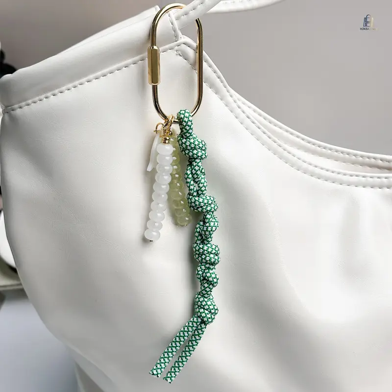 Women's Handwoven Ocean Themed Charm Keychain - Agate Stone, Shell Fish Beads Unique Design, Ocean Themed Decor Backpack Pendant Accessory Gift