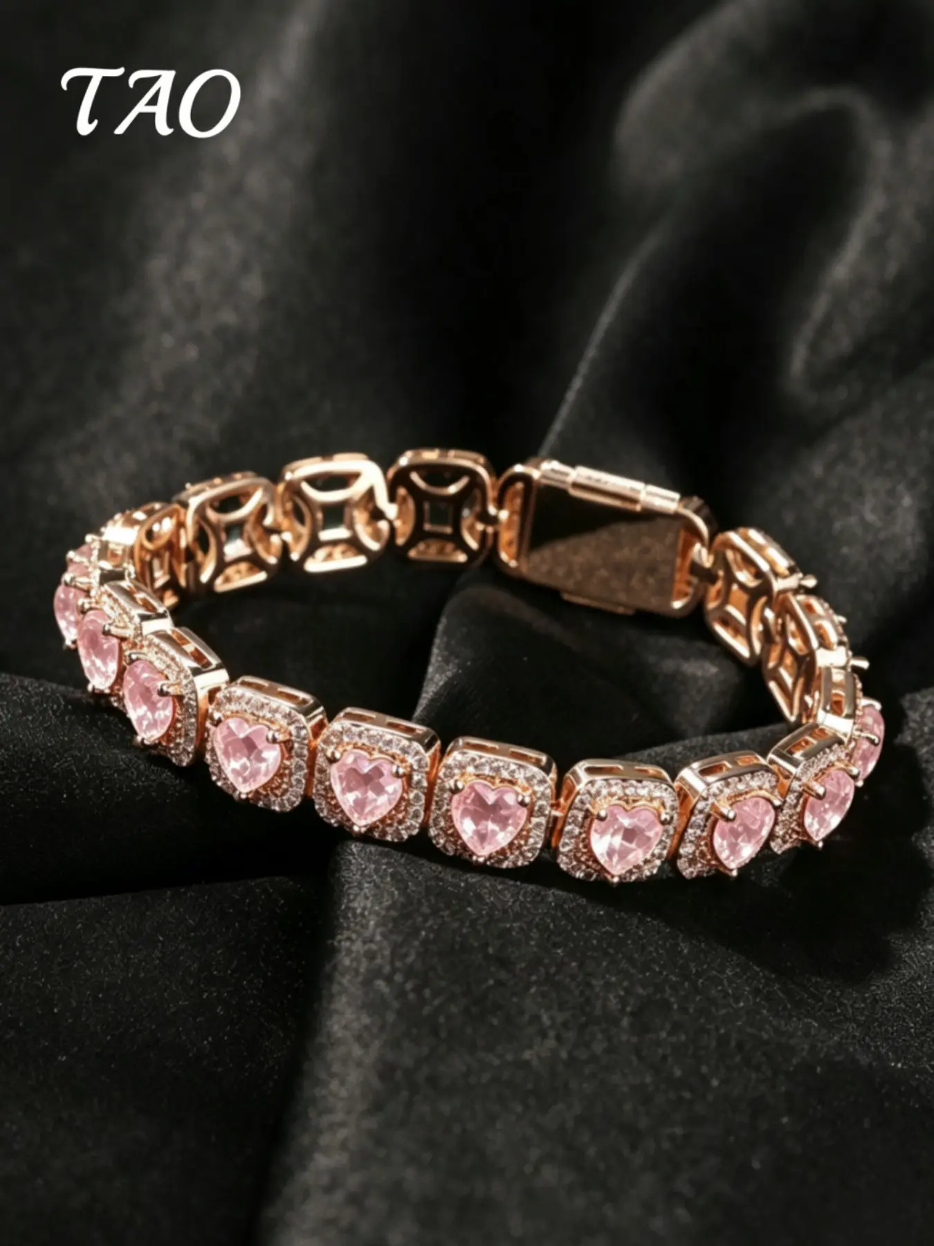 TAO-Creative Heart Candy Bracelet, 9mm Wide, Copper Inlaid Luxury Zircon, Hip Hop Style, Unisex, Perfect Gift for Birthday and Anniversary