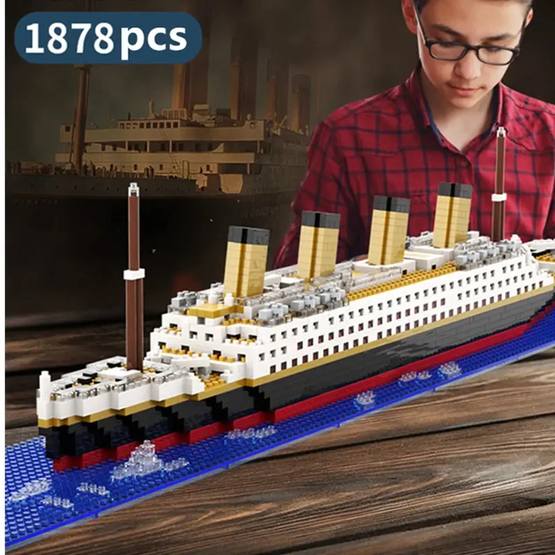 Titanic Giant Cruise Ship Small Particle Interlocking Block Model Kit, DIY Build Do-It-Yourself Assembly Toy Puzzle, Kids' Favorite Desktop Birthday Gift