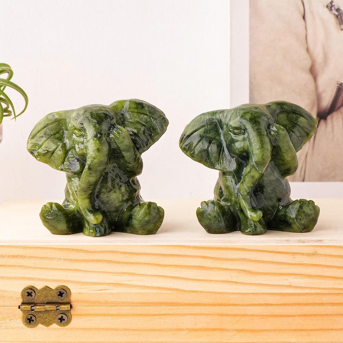A Natural Jade Elephant Ornament—A Hand-Carved Masterpiece Infused with Spiritual Energy; A Serene Home Décor Accent and Healing Crystal Art Piece—A Distinctive Gift Rich in Symbolic Meaning.