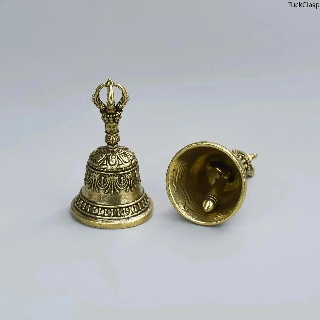 Handcrafted Carved Bronze Hand Bell - Premium Handheld Clapper-Handle Shaker Bell, Calming Tones for Relaxation, Ideal for Ceremony & Outdoor Gift (Luggage Bag Charm Accessory)