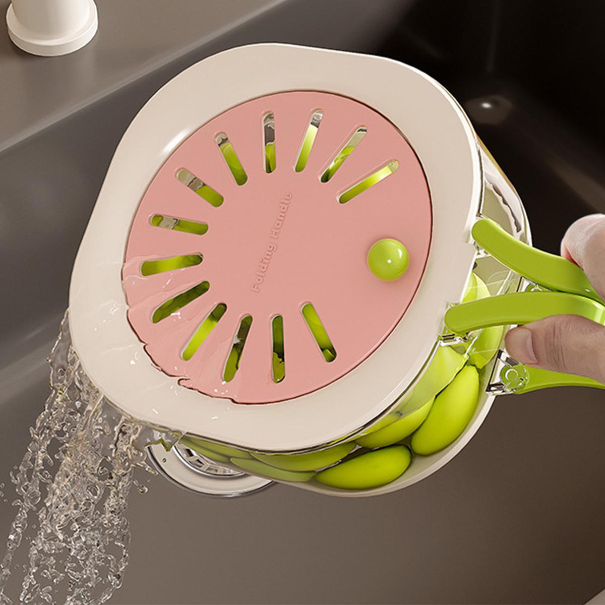 Kitchen produce strainer