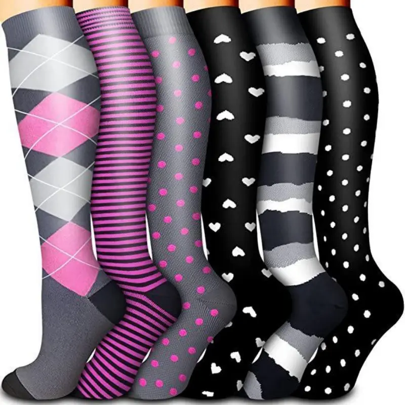 6 Pairs Pink Black Mixed Graphic Compression Socks, Fashion Casual Argyle Heart Dot Design, Wear Resistant for Daily Outfit Matching with Athletic Support