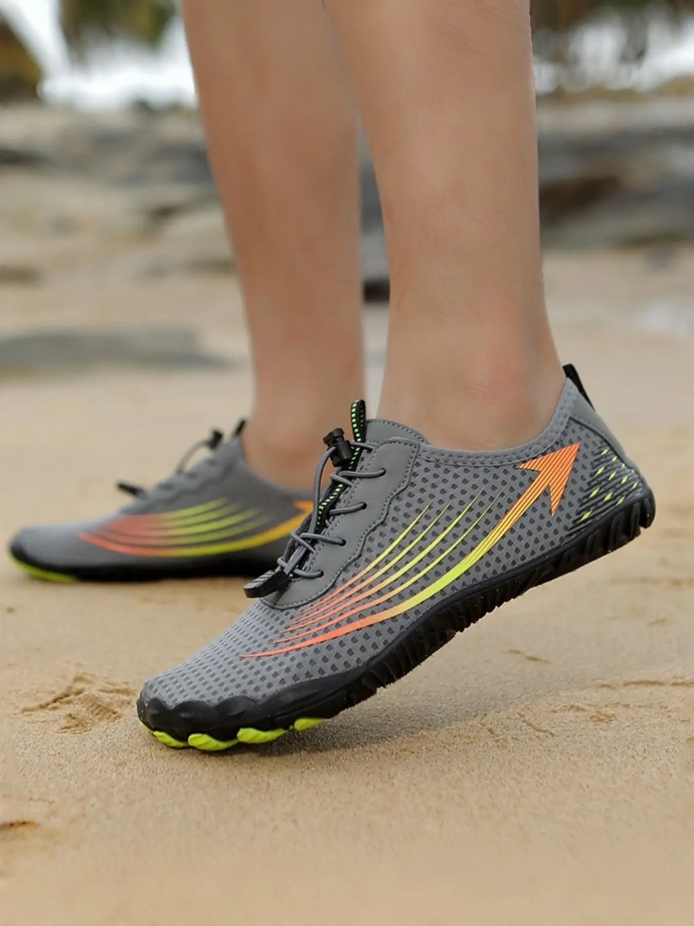 Men's Lightweight Water Shoes, Comfortable Breathable Quick-Dry Sandals, Water Sports Footwear, Swimming Shoes, Ideal for Beach Sports, Boating, Fishing, Diving, Surfing