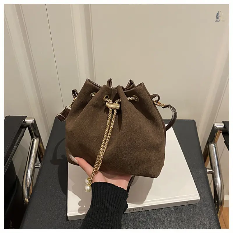 Women's Black Drawstring Bucket Crossbody Bag, Minimalist Soft Surface Shoulder Purse with Adjustable Strap, Versatile Small Handbag for Commute, Errands & Daily Outings