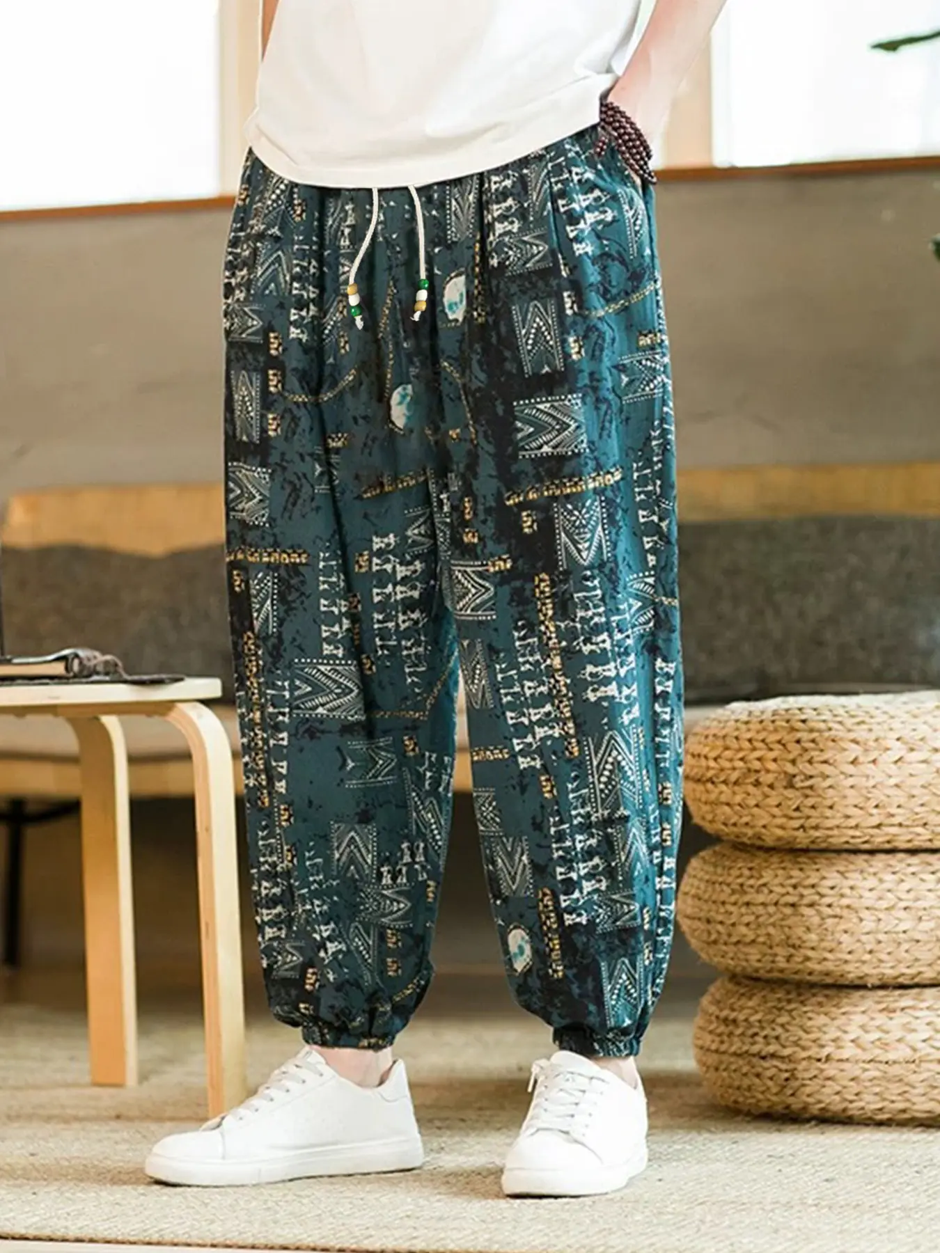 Summer Men's Harem Pants, Vintage Style Ethnic Cuffed Nine-Inch Large Size Casual Pants, Comfortable and Stylish Summer Wear for Men