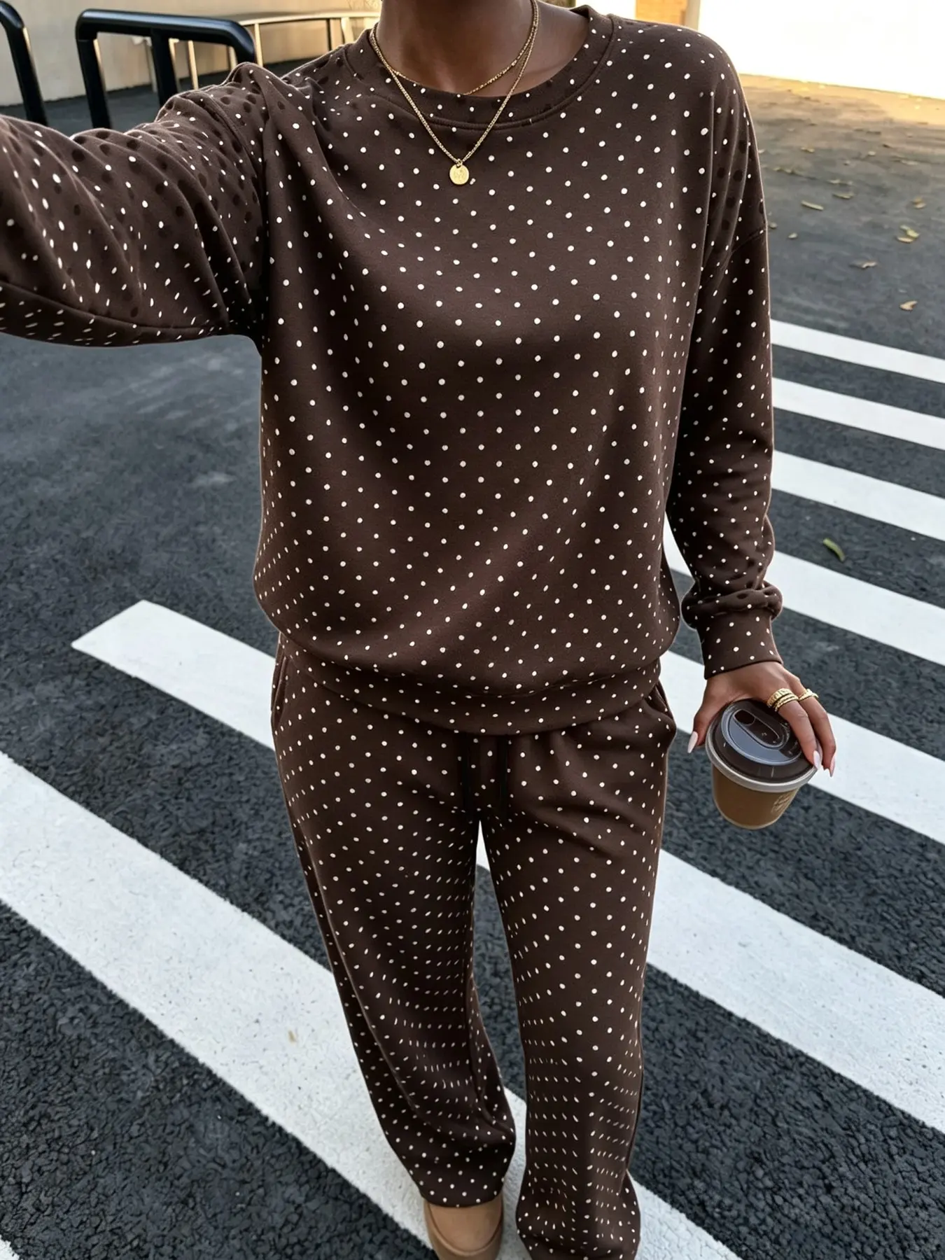 2 PCS Women Outfit Sets, Polka Dot Print Crew Neck Long Sleeve Tops and Elastic Waist Wide Leg Sweatpants, Loose Fit Fleece Lined Matching Tracksuit, Soft Warm Cozy Loungewear, Trendy, Casual Street Daily Home Going‑out Two‑Piece Tracksuit for Ladies