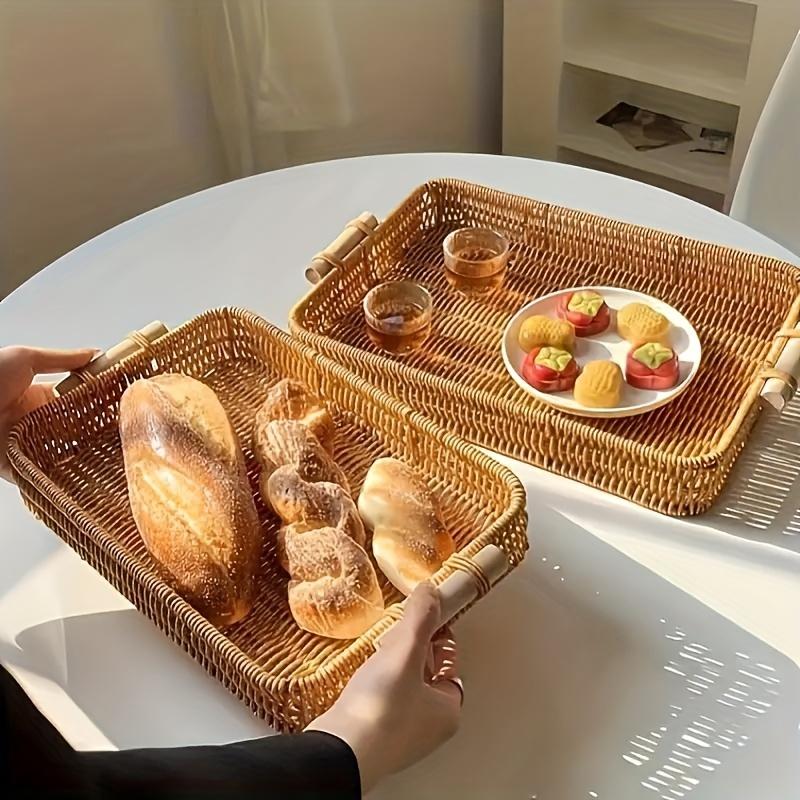 Vintage Hand-woven Rattan Storage Basket with Wooden Handle, 1 Count Multifunctional Storage Tray, Picnic Bread and Snack Basket, Home Storage and Finishing, Organiser