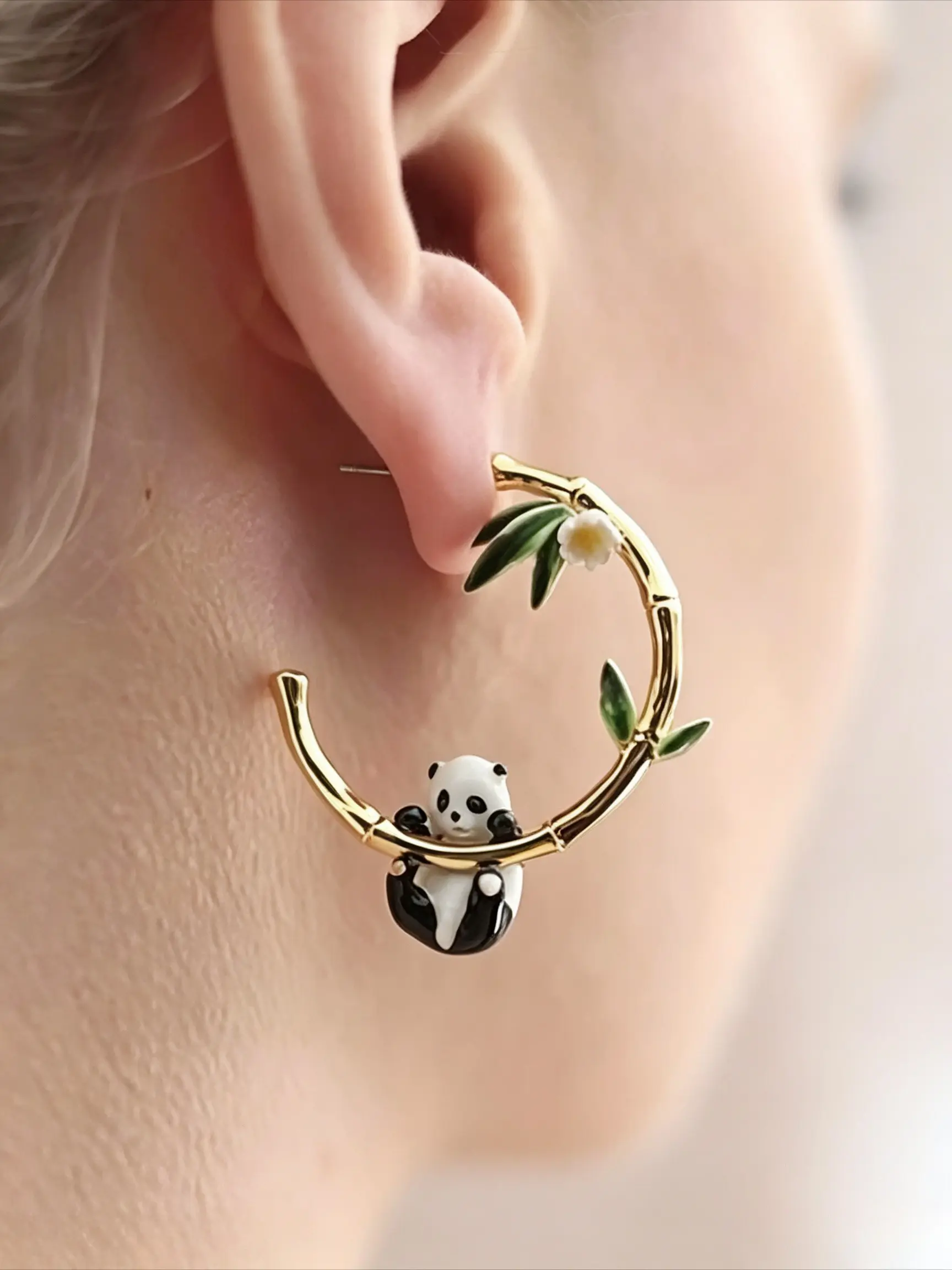 A Pair of Adorable Chinese-Style Giant Panda Earrings: Unique, Niche Design for Women—Forest-Inspired, Fresh and Chic, Sophisticated, Versatile for Parties, Gatherings, and Commuting