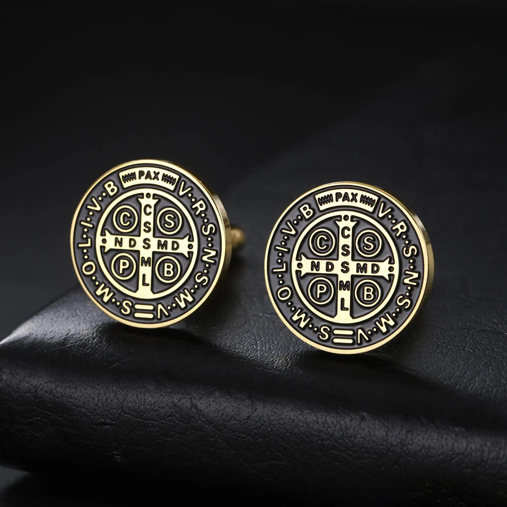 LIKGREAT St Benedict Cufflinks for Men Stainless Steel Cufflink Catholic Spiritual Protection Protection Jewelry Gift