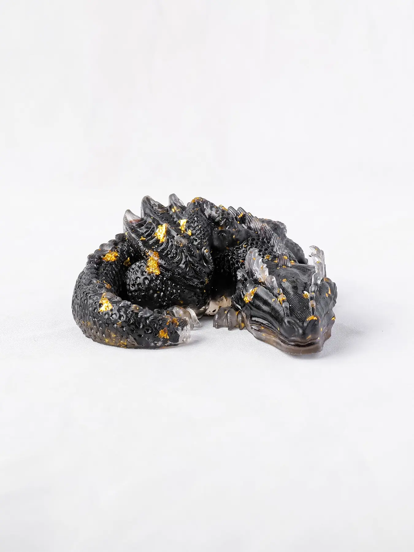 Resin Encased Natural Crystal Dragon Statue, Embedded Agate Fragments, Healing Crystal Animal Decor, Vintage Desk Ornament, Unique Crystal Design, Unique Gift, Crystal Decorative Ornaments