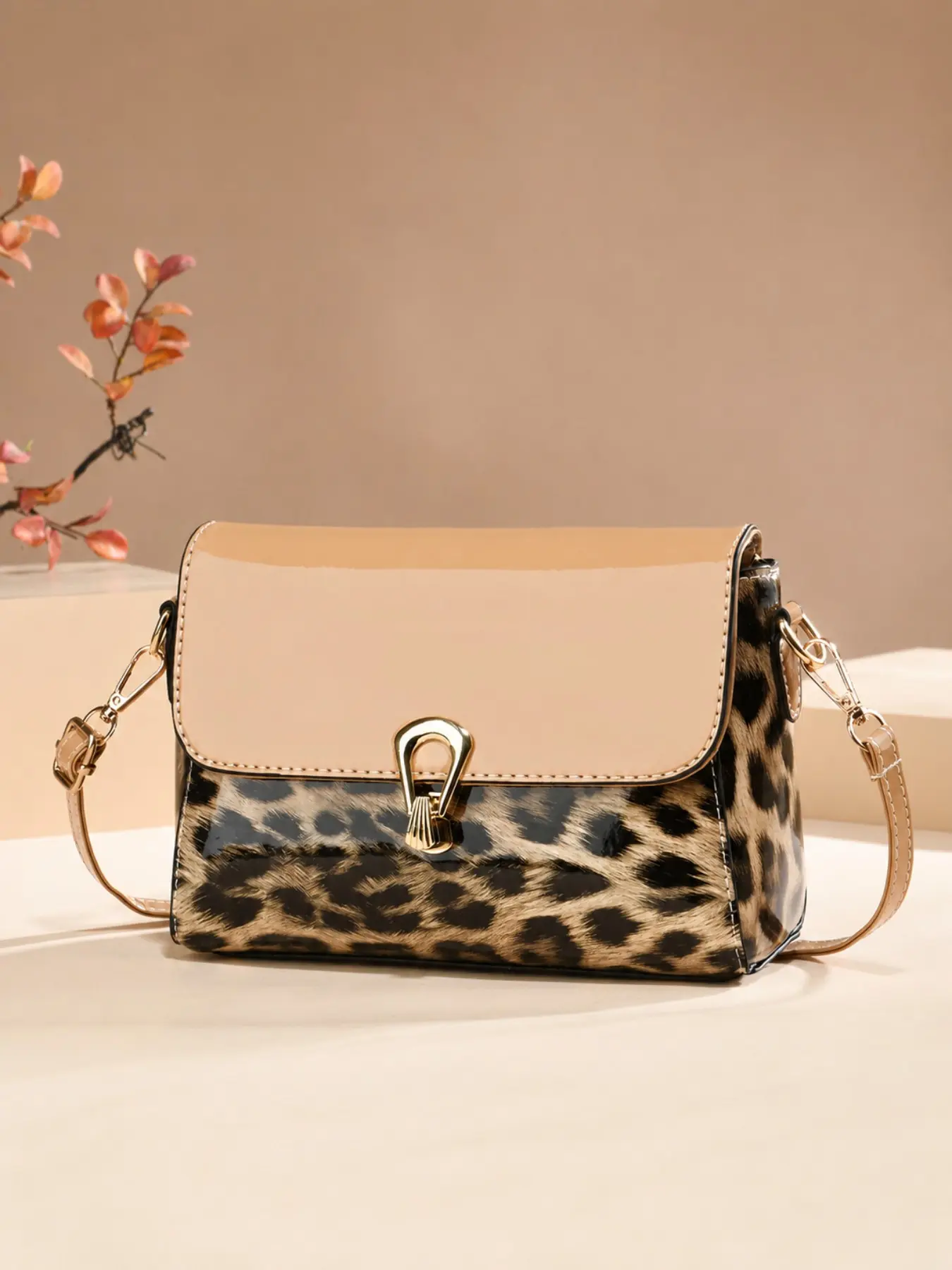 Glossy Leopard Print Crossbody Shoulder Bag for Women, Chic Patent Leather Handbag with Hardware, Trendy Evening & Daily Purse