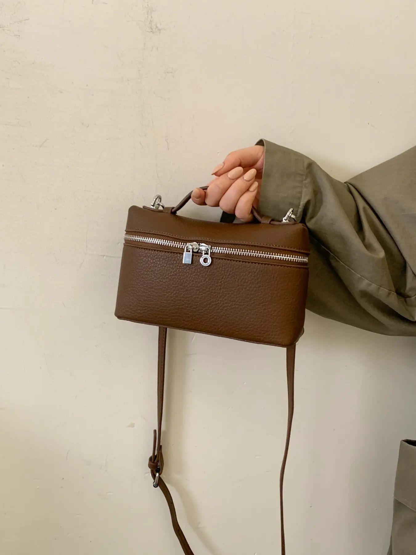 Women's Handbag 2026 New Fashion Crossbody Bag, Simple Shoulder Bag, Crossbody Shoulder Purse, Trendy Small Square Bag, Stylish Ladies' Accessory, Elegant Bags, Fashionable Bag
