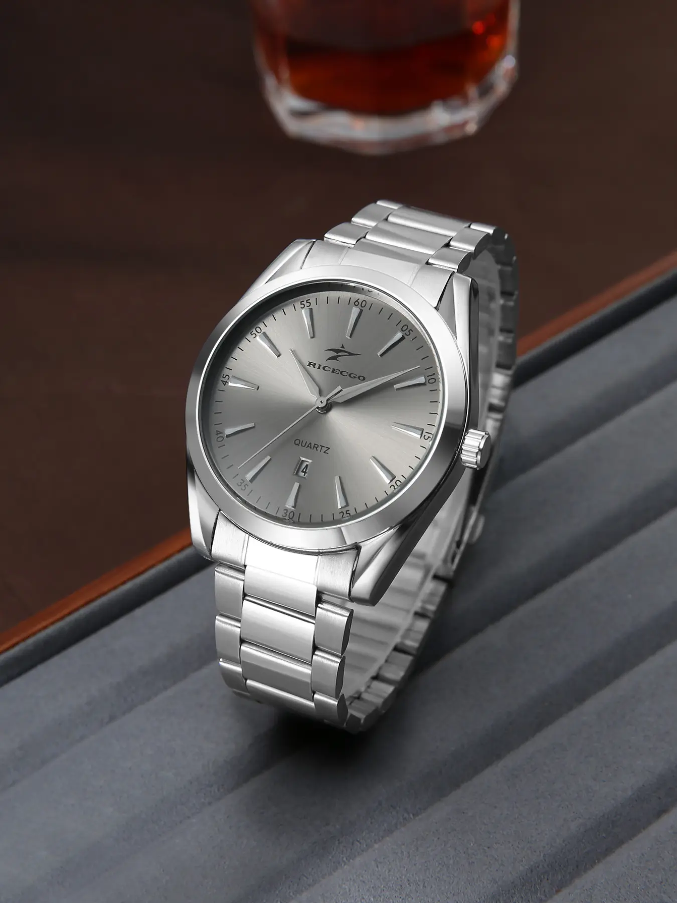 Men's Watch, 44mm Round Large Dial, Quartz Analog Wristwatch, Durable Stainless Steel Strap, Date Display, Luxury Watch, Perfect Birthday Gift, Fashionable and Durable