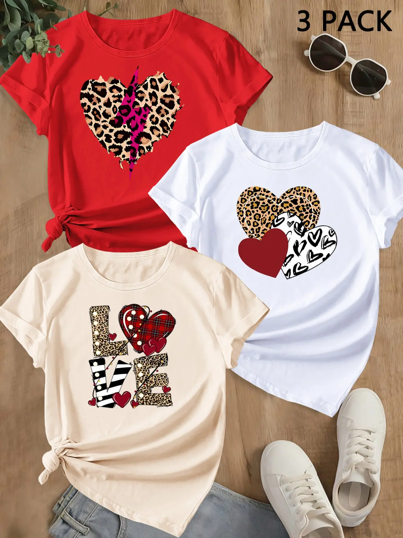 Summer Trendy Short Sleeve, Sporty Heart Love Print, Women's Casual Loose-Fit Round Neck T-Shirt, Comfortable Summer Top, Perfect for Outdoor Activities