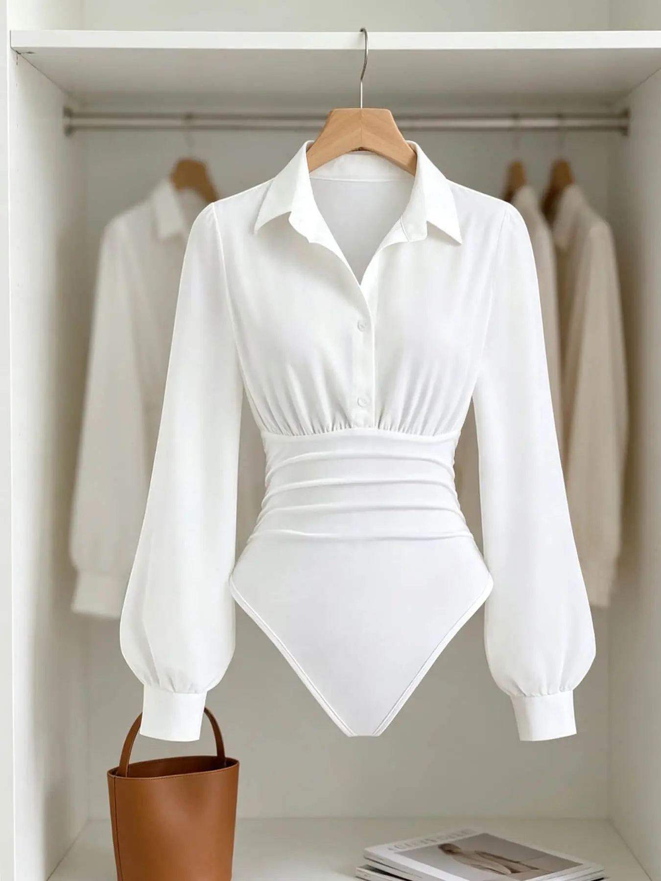 A fashionable women's collared bubble long sleeved jumpsuit with a waist cinching design and slim fit, suitable for Casual indoor and outdoor commuting