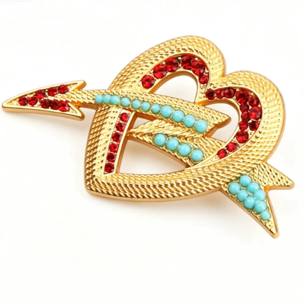 Baroque Style Women Men Heart Crystal Badges Accessories Vintage Unisex Classic Rhinestone Brooch Pin Couple Gift