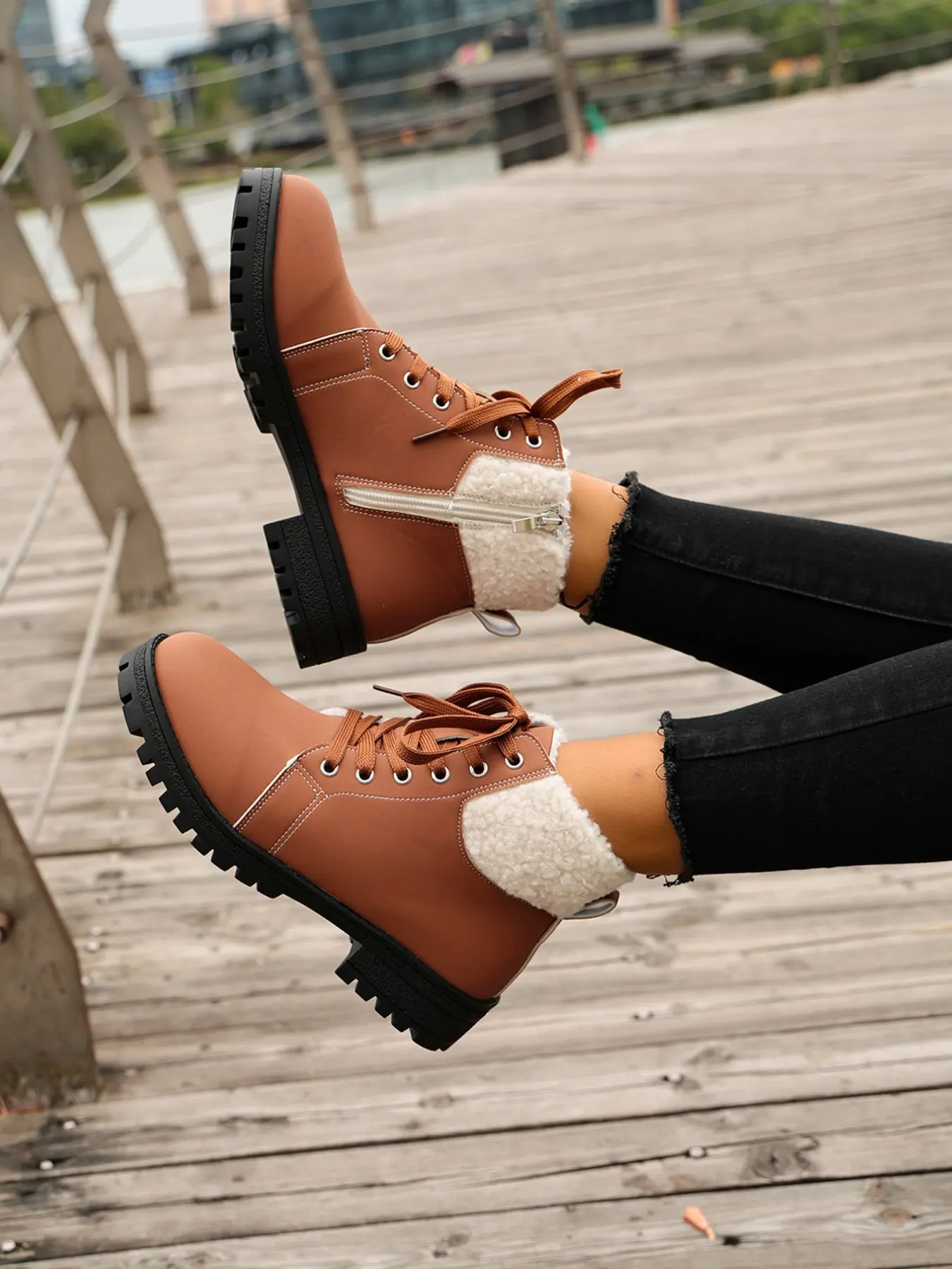 Women's New Shearling Lapel Shoes, Laces Round Toe, Anti-Slip Thick Sole, Korean Style, Casual, Winter Commute, Daily Shopping, Outdoor Warmth