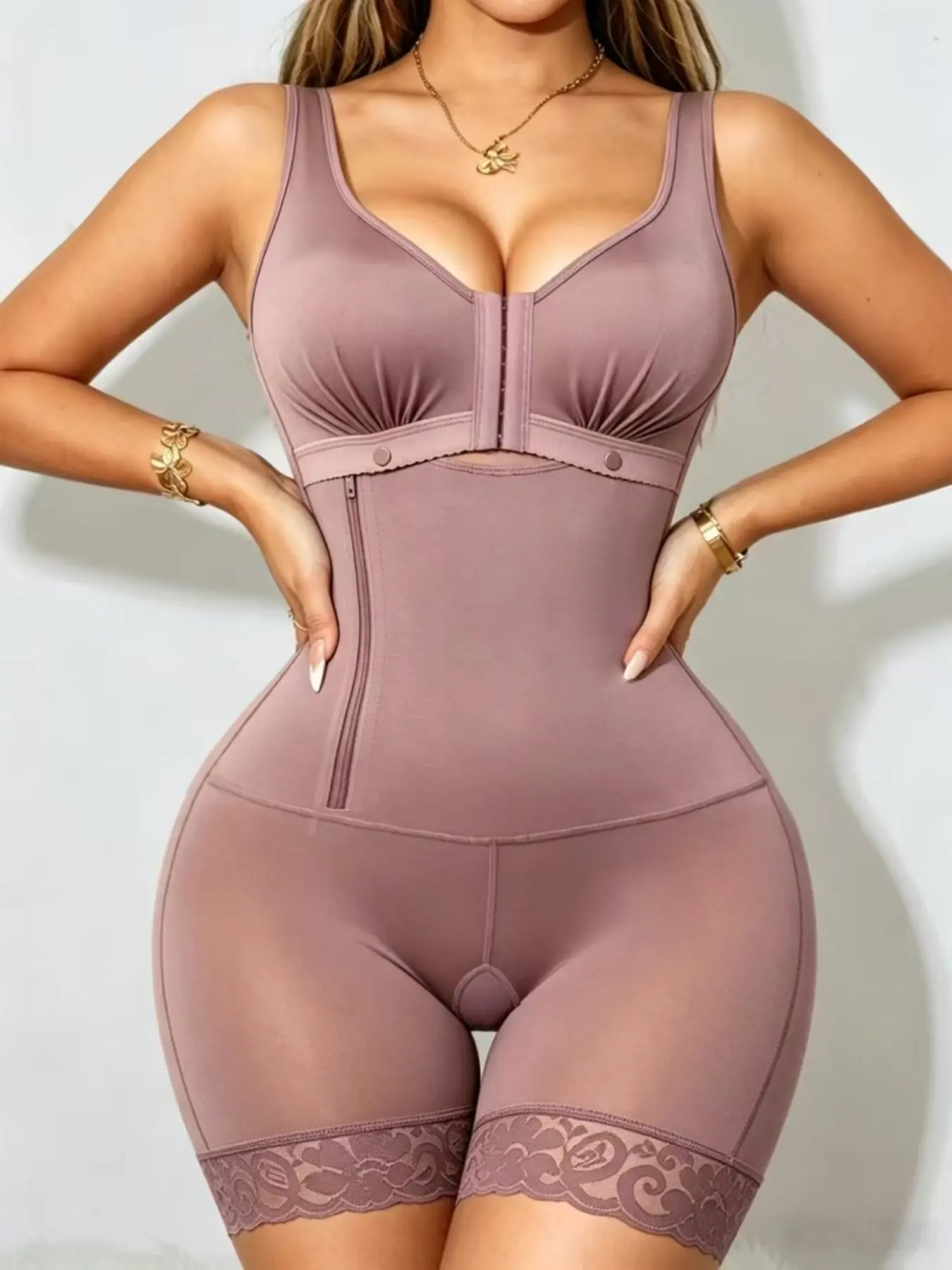 1 Count Women's Sleeveless V Neck Full Body Shaper, Fajas, Compression Shapewear Underwear, Colombian Shapewear, Front Zip Cutout Bodysuit, Bust Support Tummy & Thigh Compression, Ideal for Daily & Party