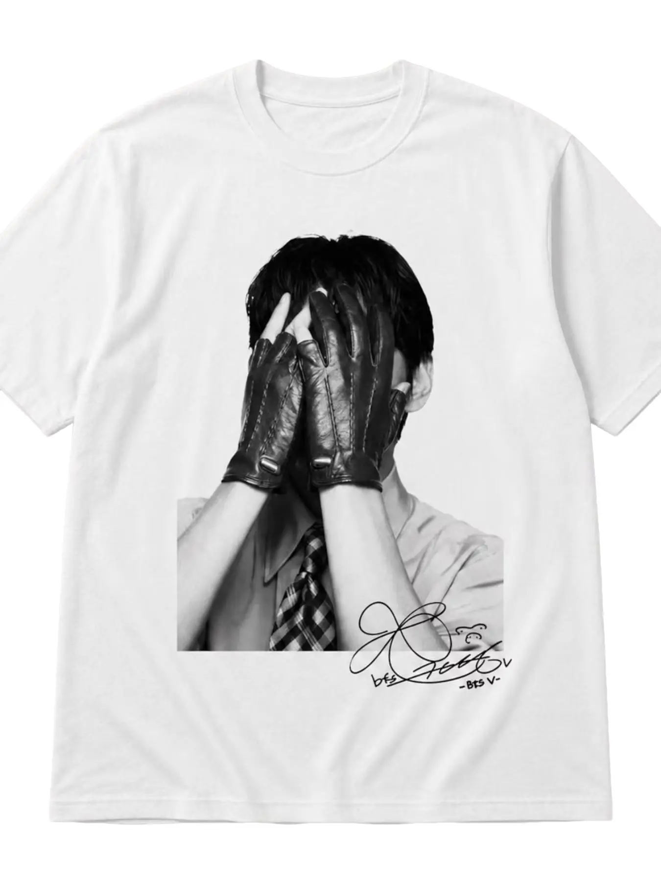 Kim Taehyung V Portrait Signature Print T-Shirt, American Vintage Korean Fashion Style, Loose Fit, Casual, Unisex Streetwear Top