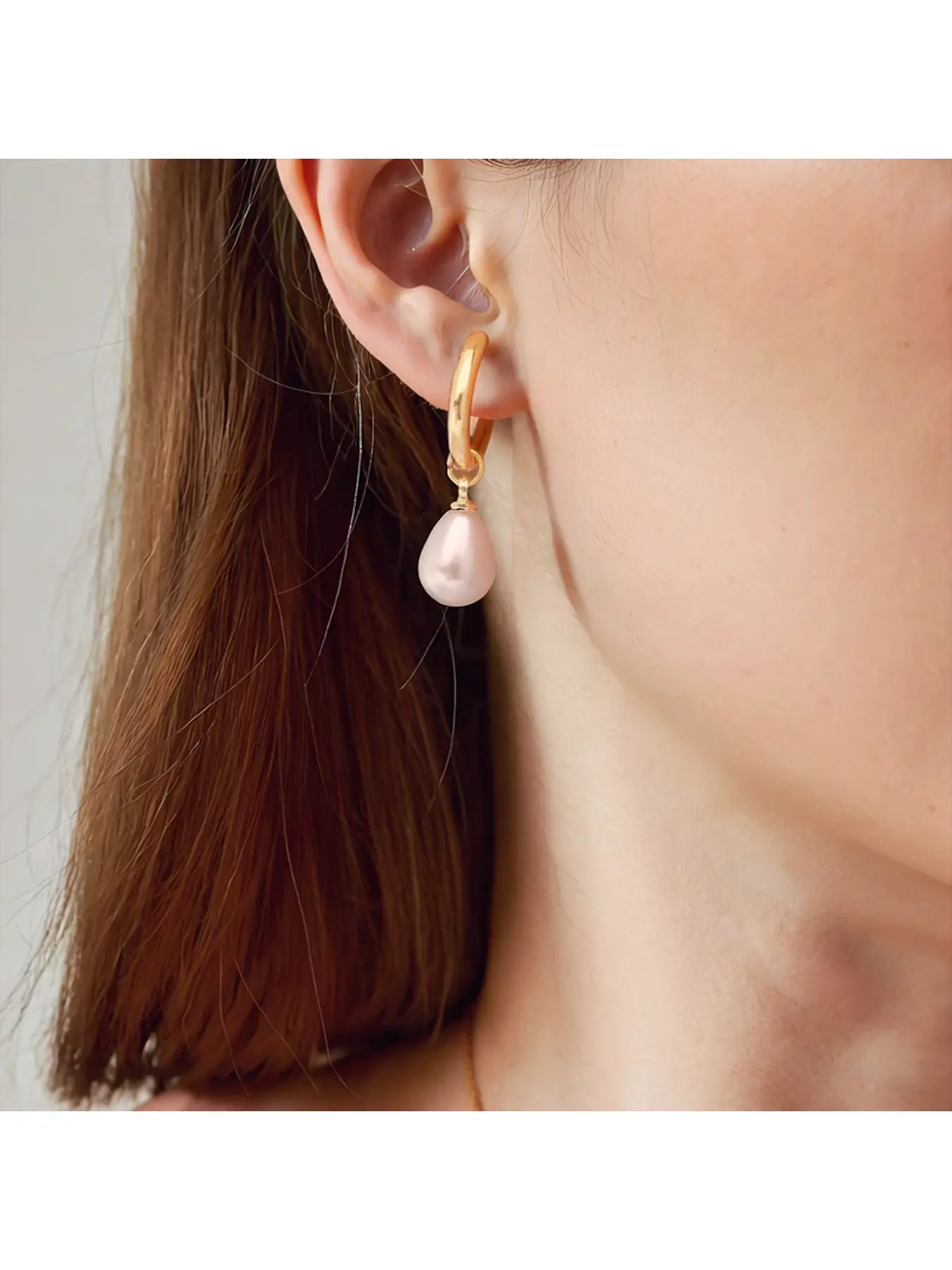 Dainty Gold Teardrop Imitation Pearl Earrings Elegant Drop Dangle Earrings for Daily Wear Wedding Jewelry