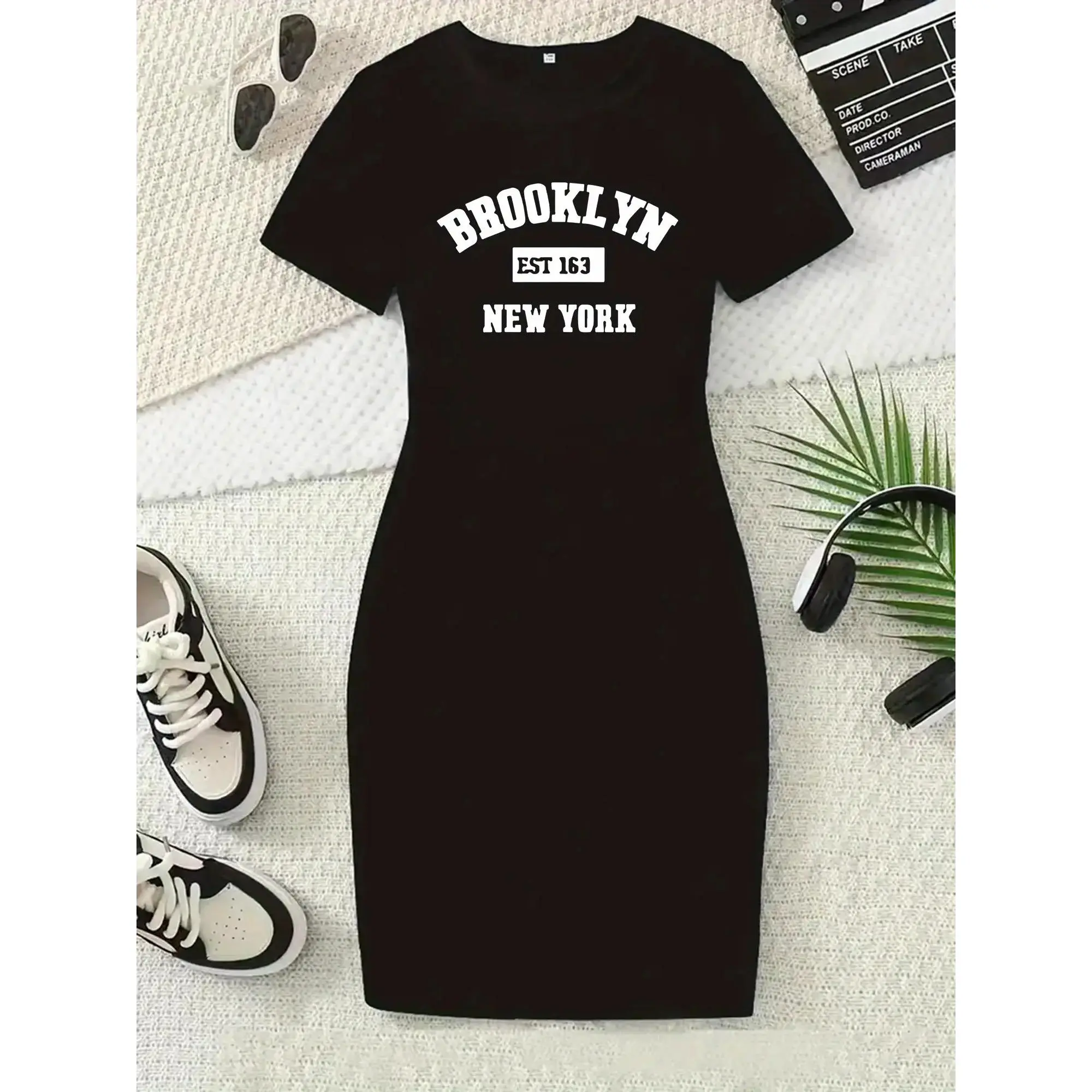 Women's Stretch T-Shirt Dress with Brooklyn New York Print - Short Sleeve A-Line Casual Dress with Pocket, Machine Washable Loose Fit T-Shirt for Spring Summer Fall, NYC Skyline & Lettering Design (No- Needed) Urban Workwear