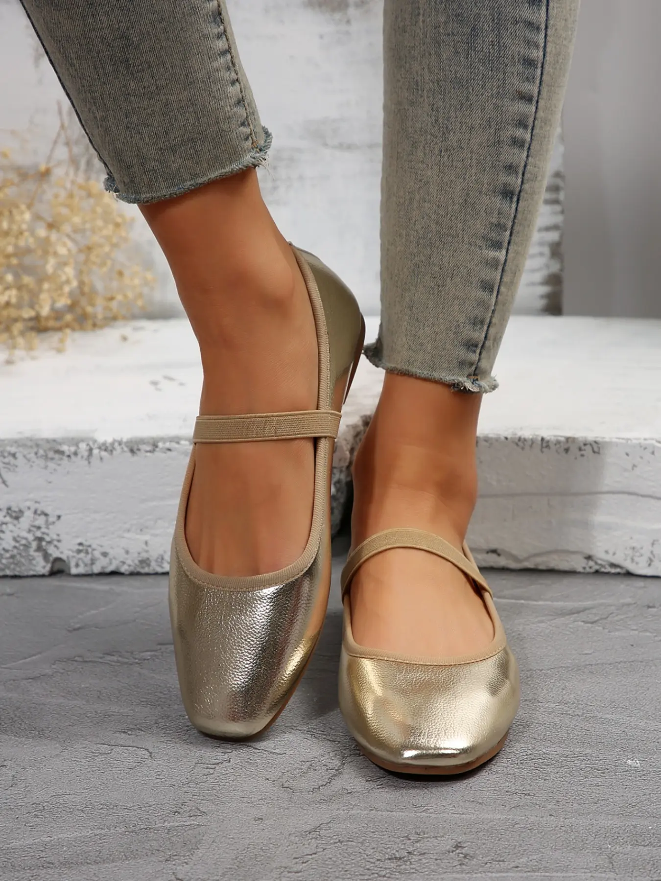 2026 Spring Summer Bestseller Glossy Mary Jane Flat Shoes, French Ballet Style Low Heel, Retro Versatile Soft Sole Anti-Slip Commuter Shoes, Ballerina Flats