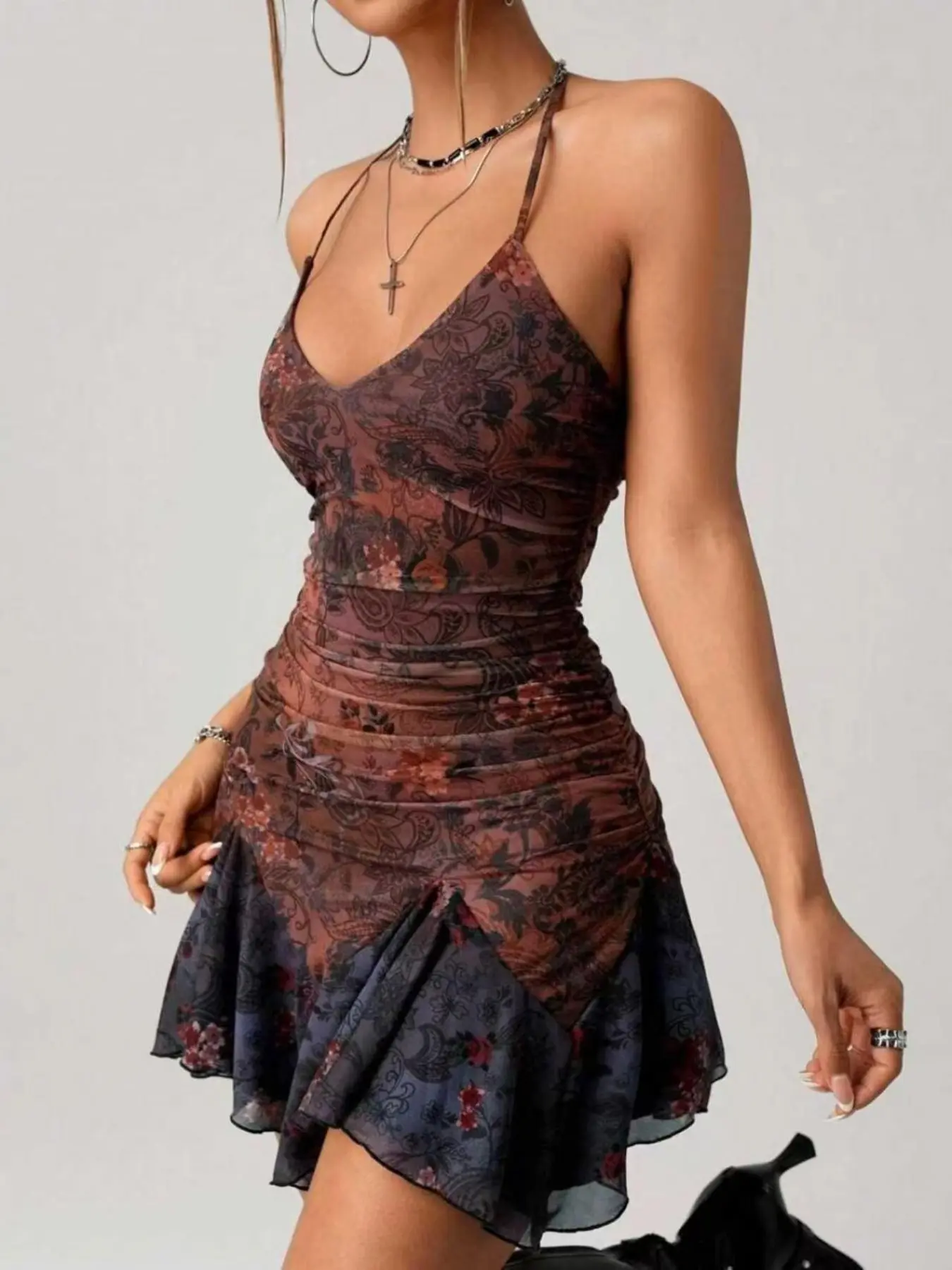 Boho Country Concert Paisley Print Floral Retro Colorblock Backless Sleeveless Mini Halter Dress, Elegant Vintage Style, Dresses for Party, Perfect for Festivals and Outdoor Events